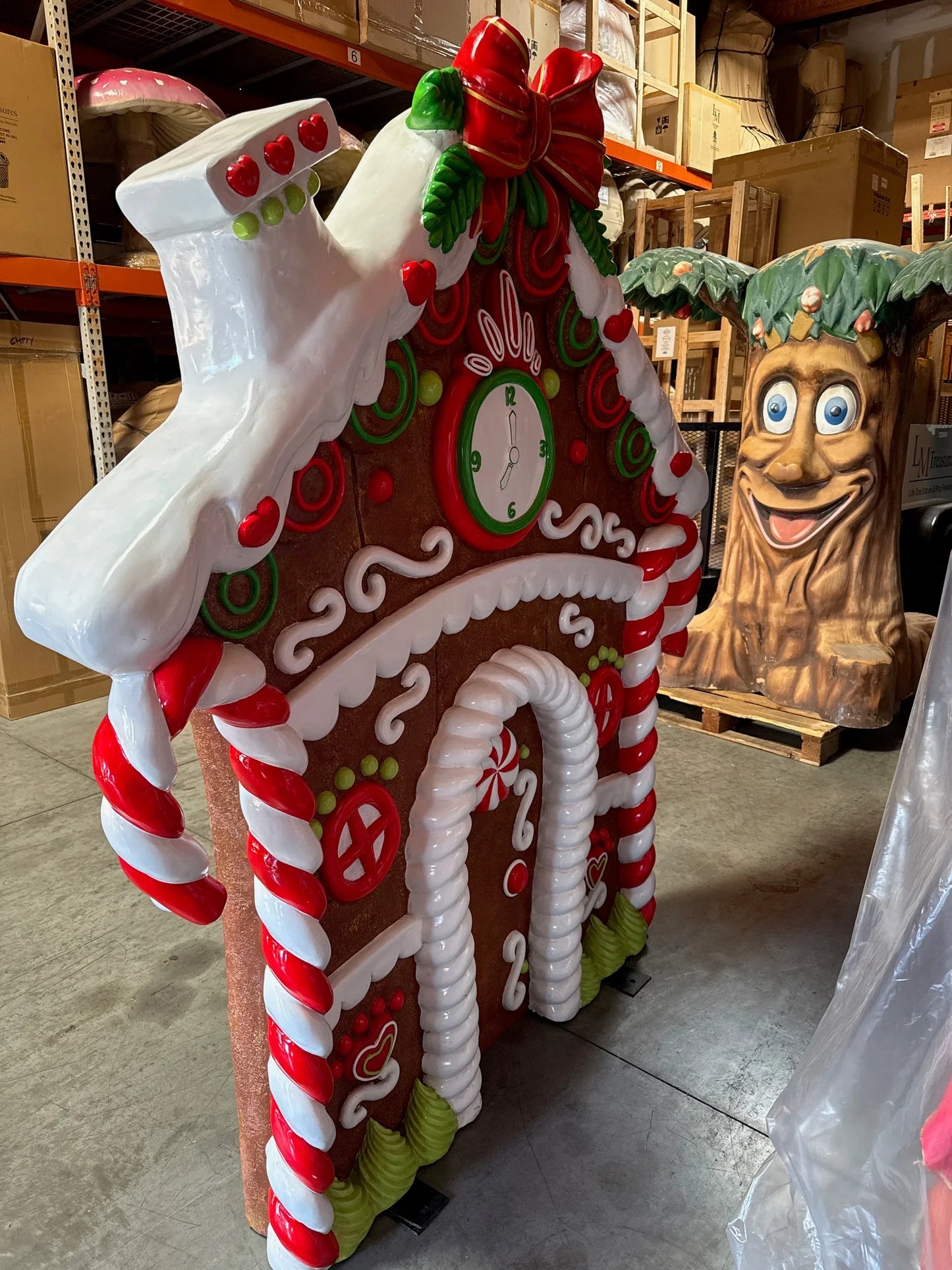 Gingerbread House Backdrop Statue