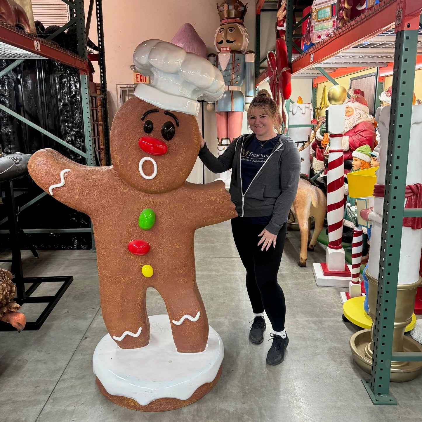 Large Gingerbread Cook Statue