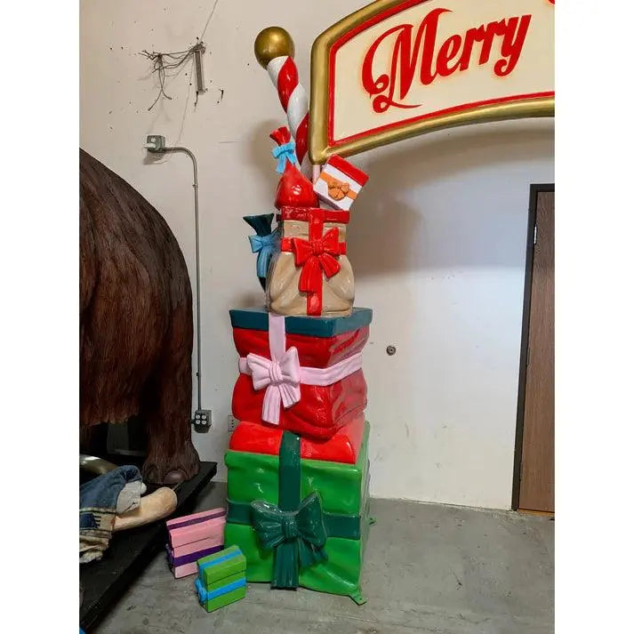 Merry Christmas Gifts Archway Statue F0214-0341-T