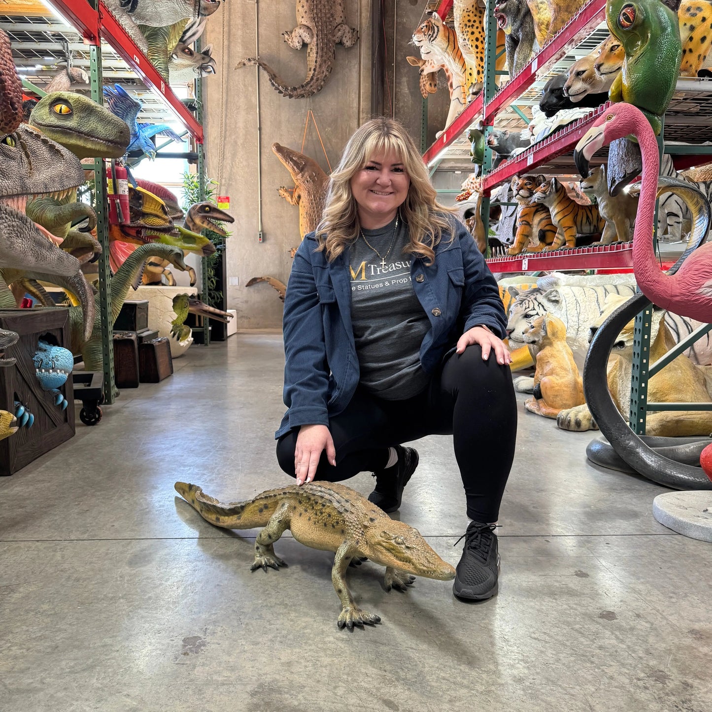 Walking Baby Crocodile Statue A0209-080112-H