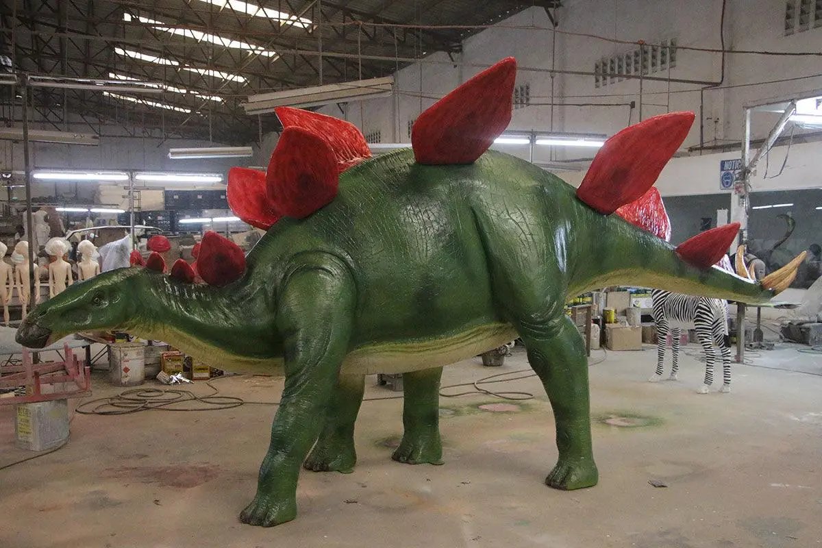 Stegosaurus Dinosaur Life Size Statue A0466-100045-H