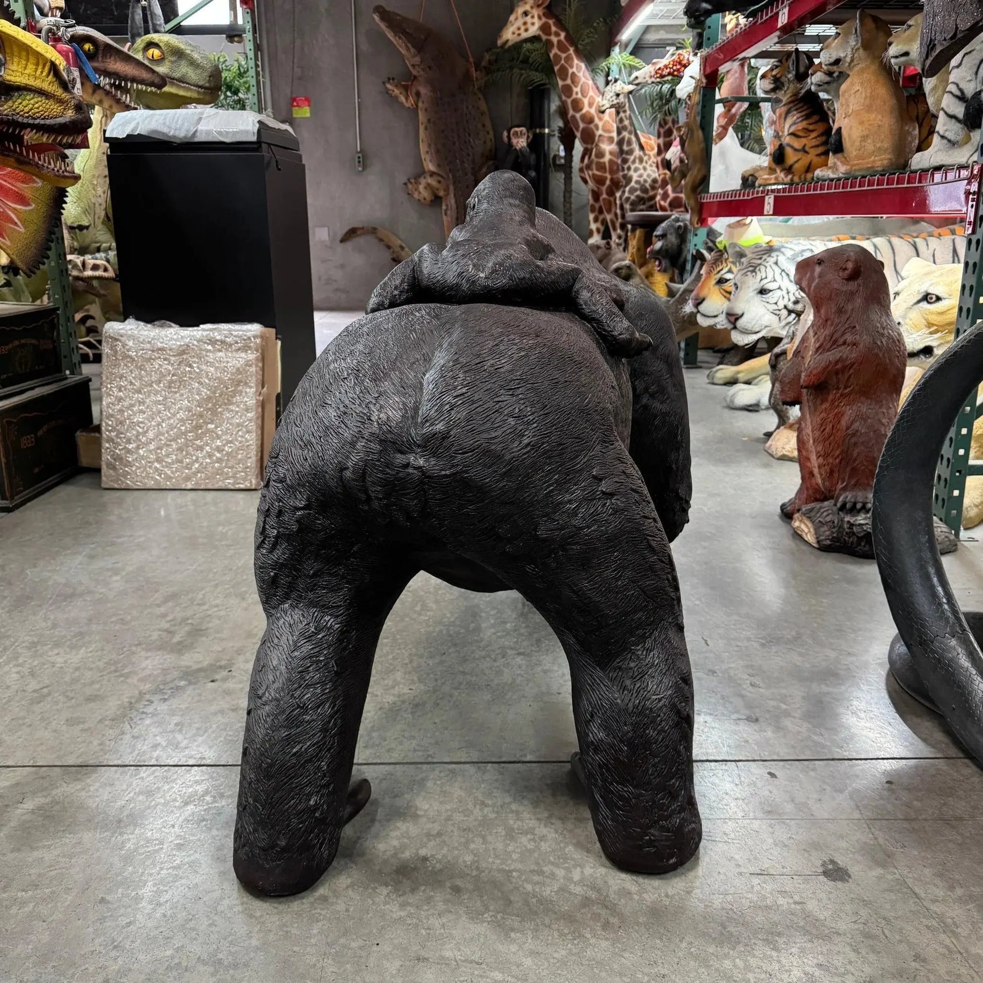 Gorilla With Baby Statue A0174-100050-H