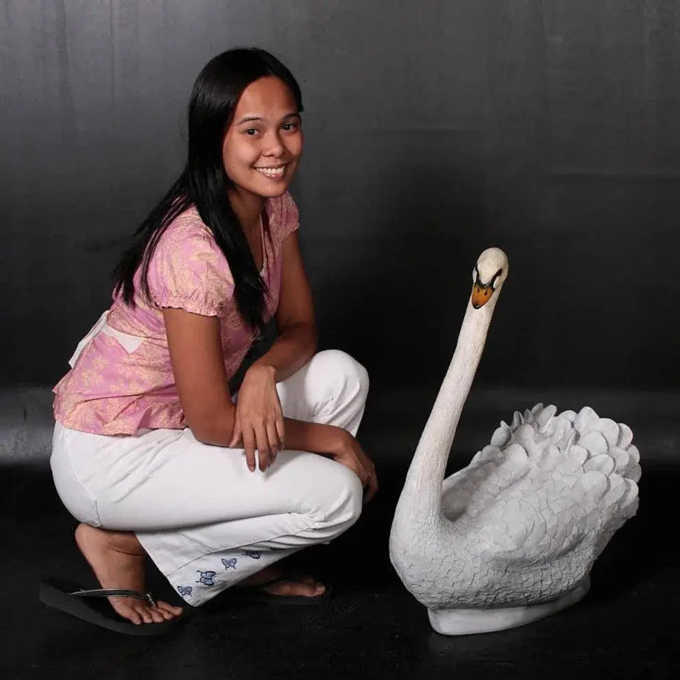 Small Swan Statue A0425-100070-H