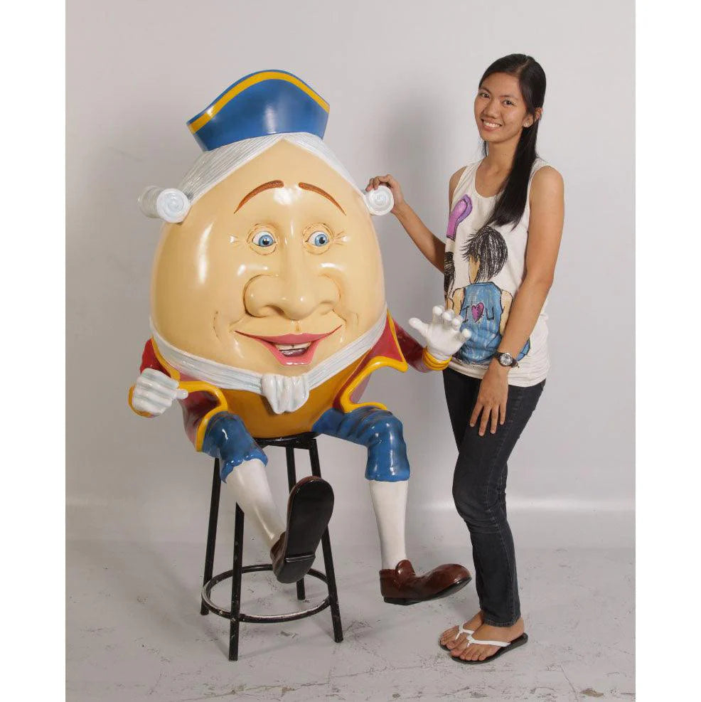 Humpty Dumpty Statue