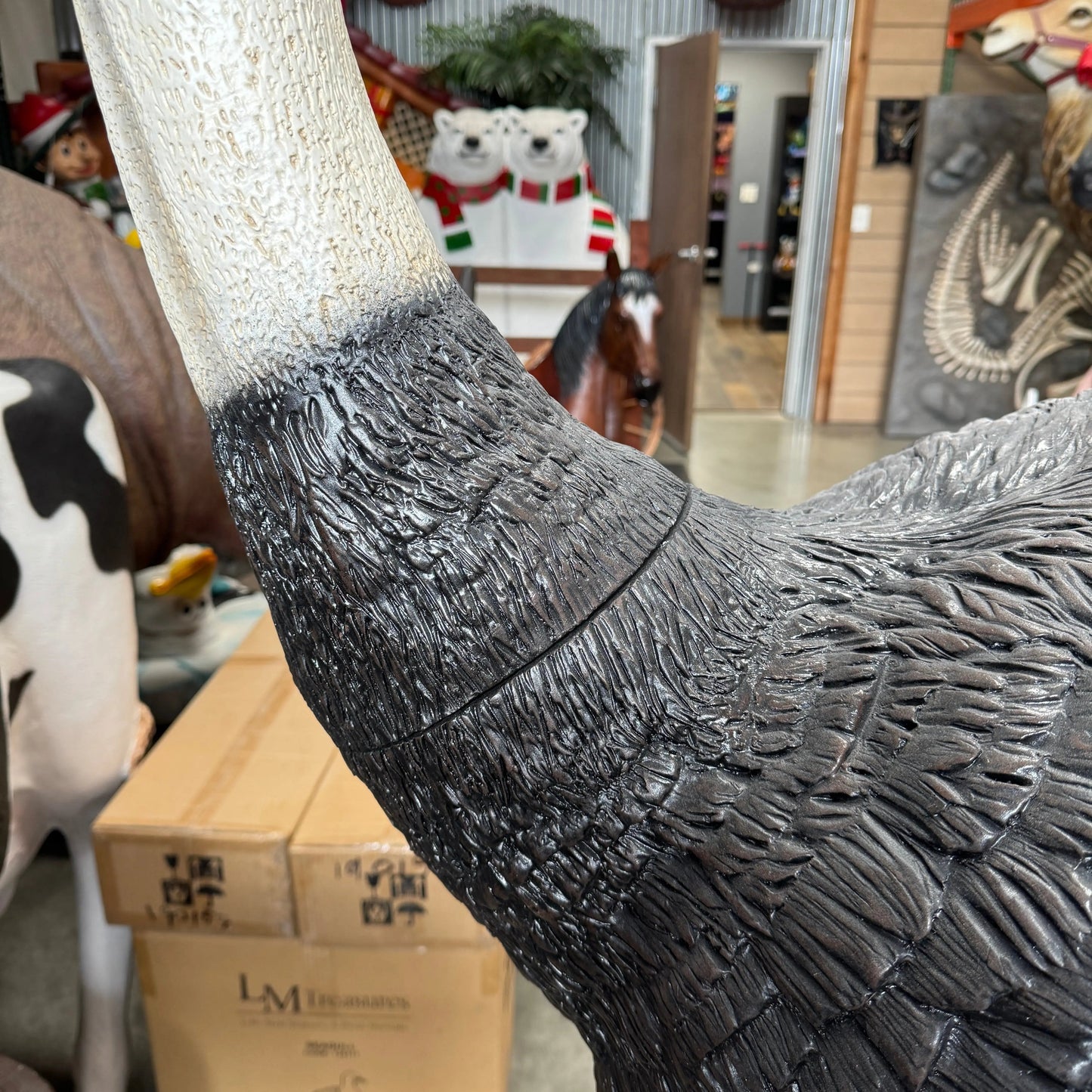 Ostrich Statue A0525-130003-H