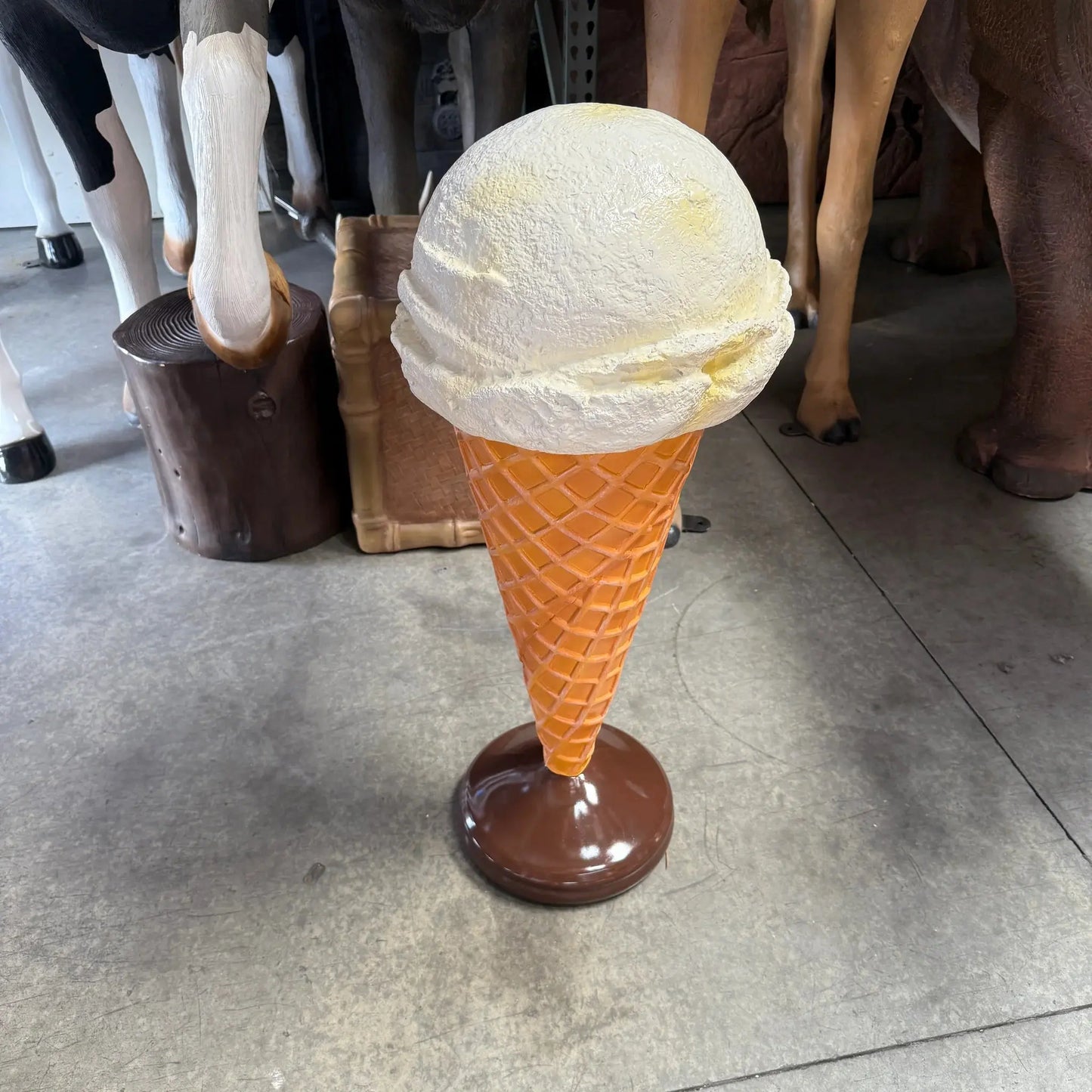 One Scoop Vanilla Ice Cream Cone Over Sized Statue R0194-130017-H