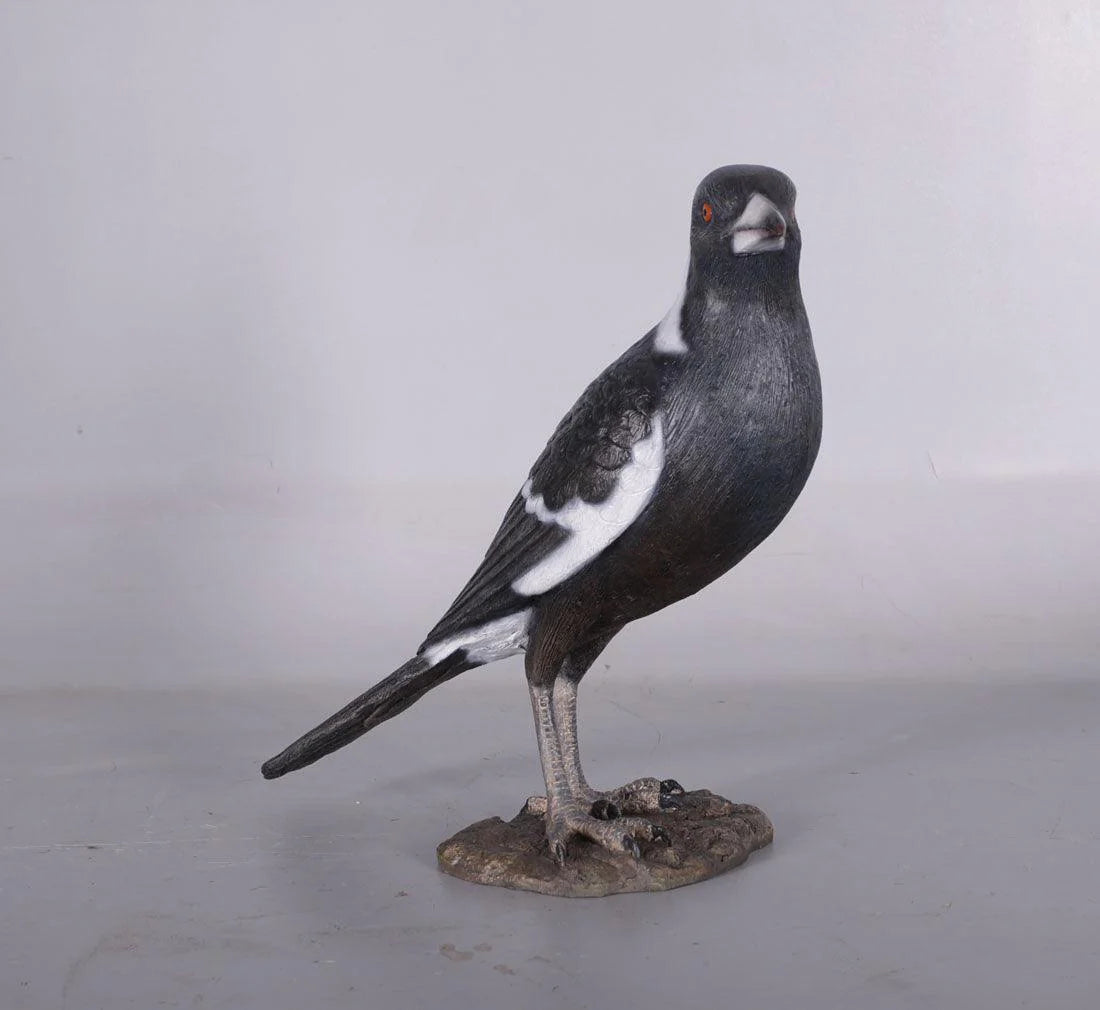 Magpie Bird Statue