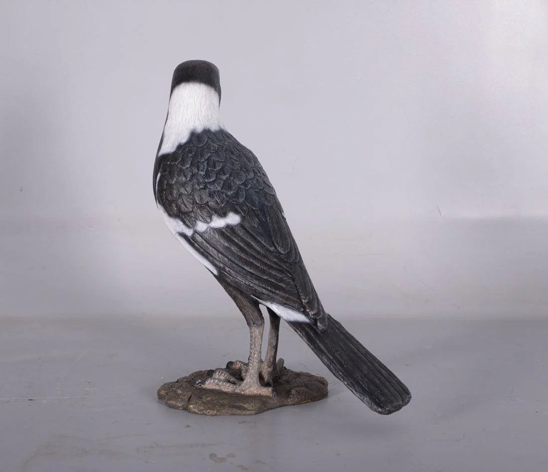 Magpie Bird Statue