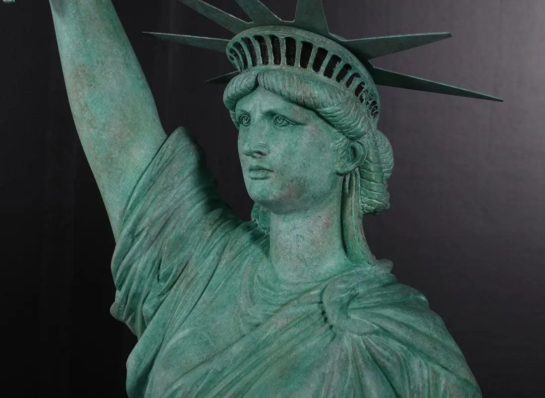 Small Statue of Liberty LS211-130048-H