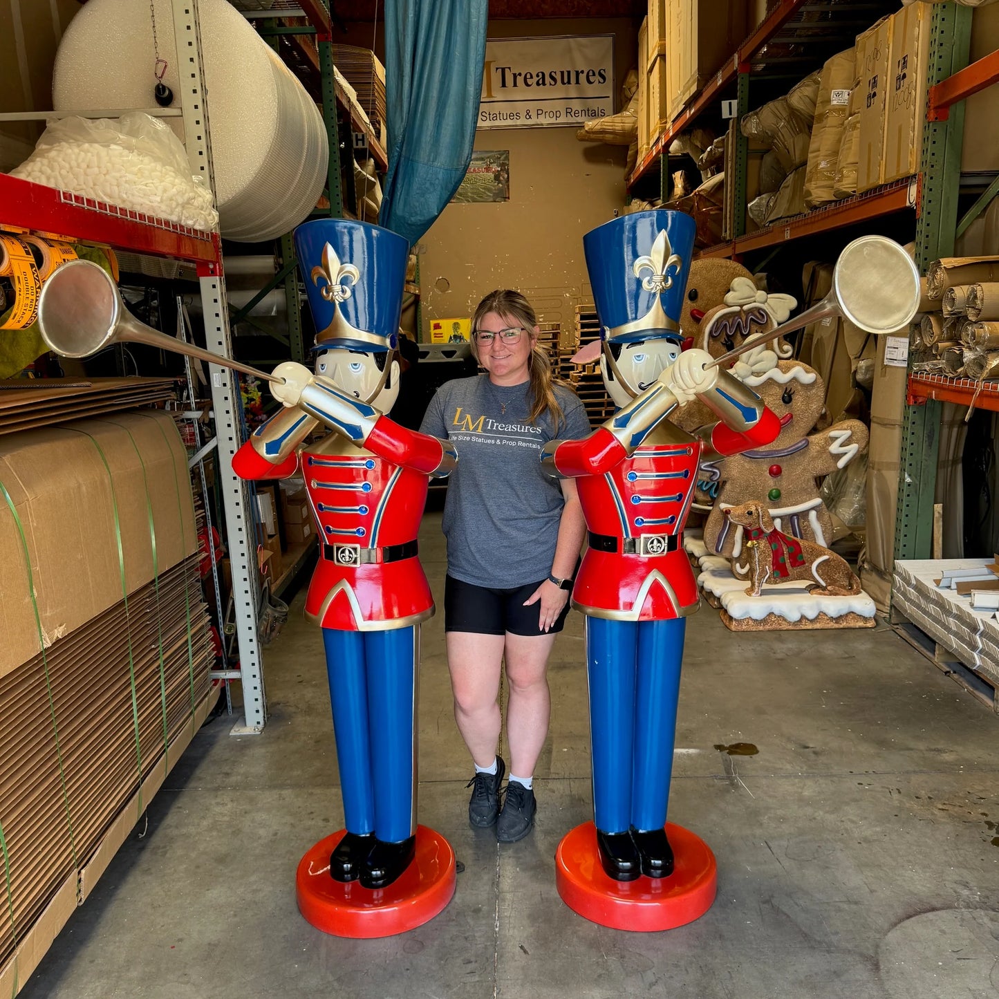 Red Trumpet Toy Soldier Statue
