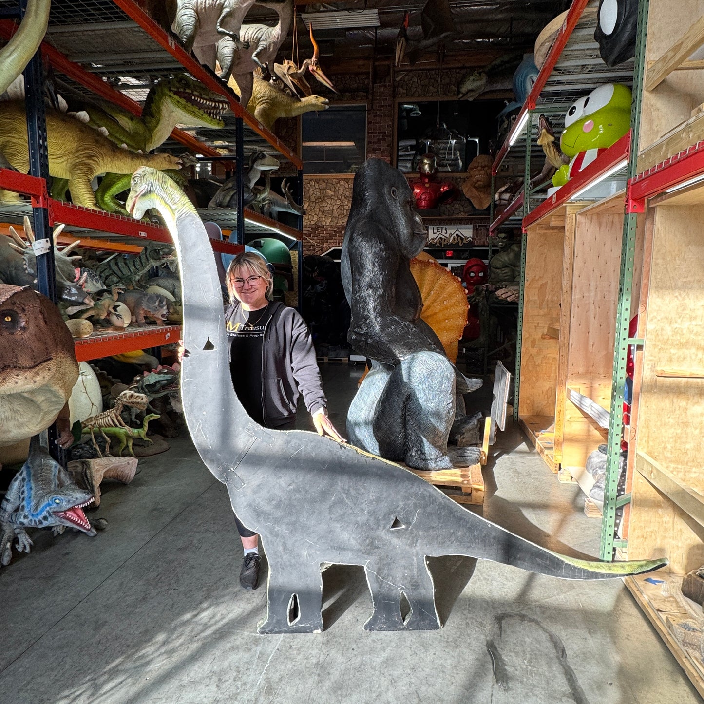 Brachiosaurus Dinosaur Wall Decor Statue