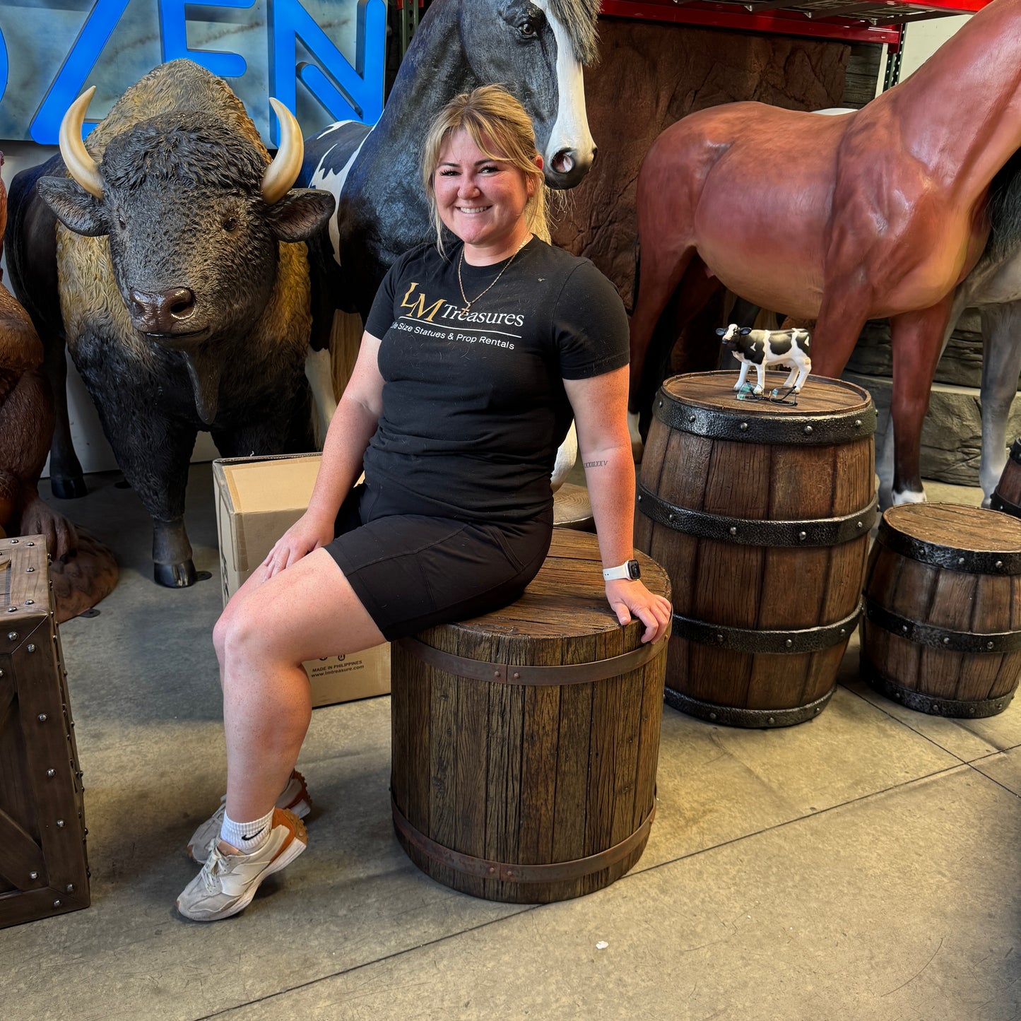 Medium Pirate Side Table Barrel