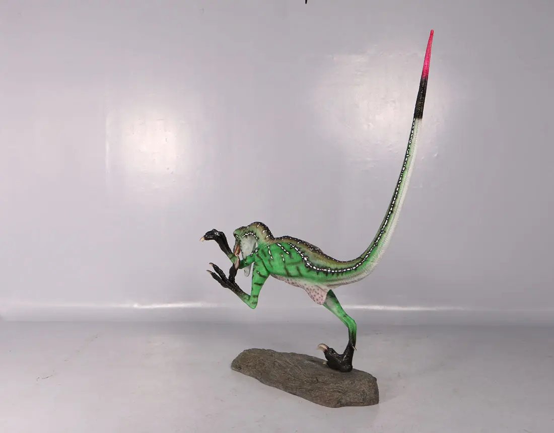 Ferocious Velociraptor Dinosaur Statue A0477-150024-H