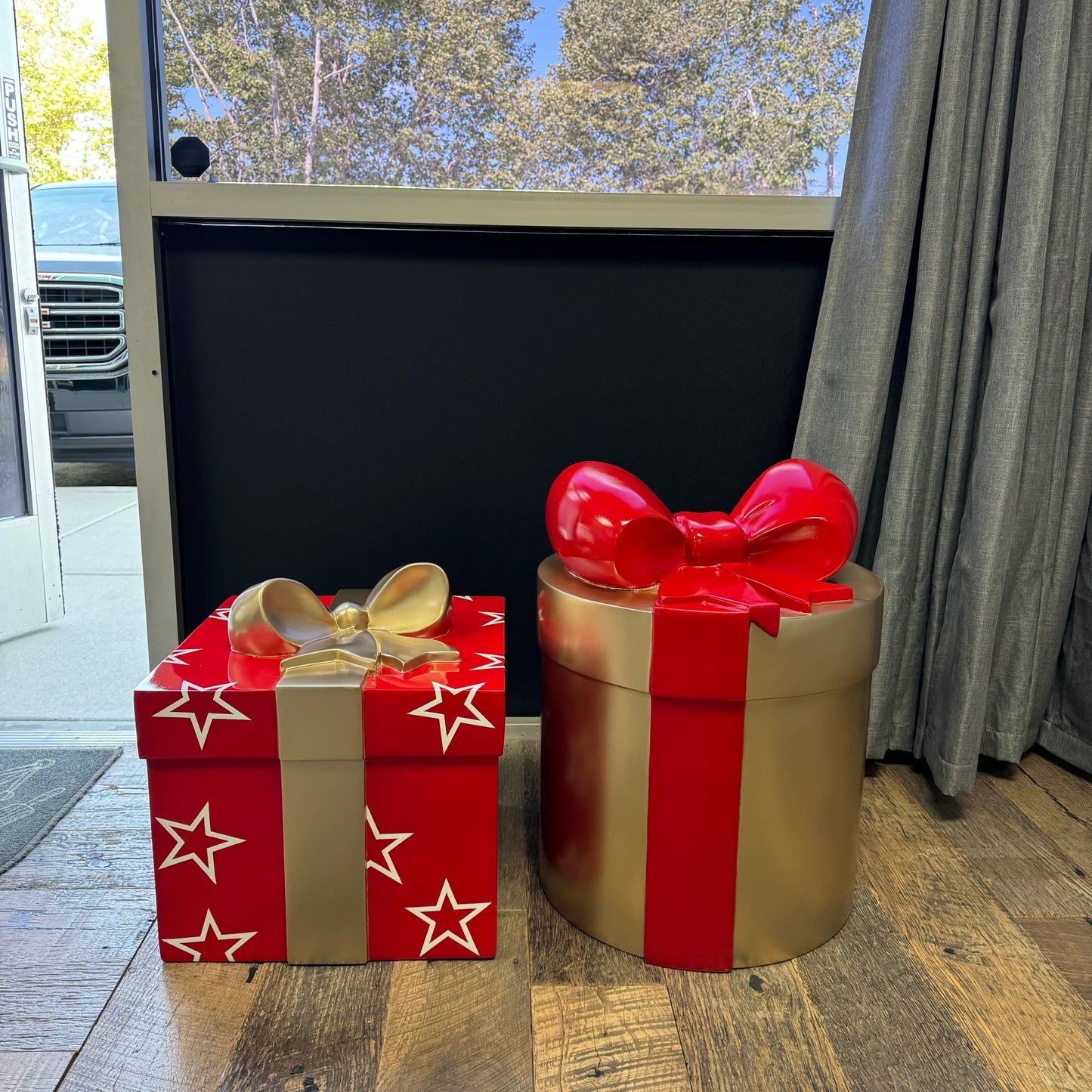 Small Gold Present With Ribbon Statue