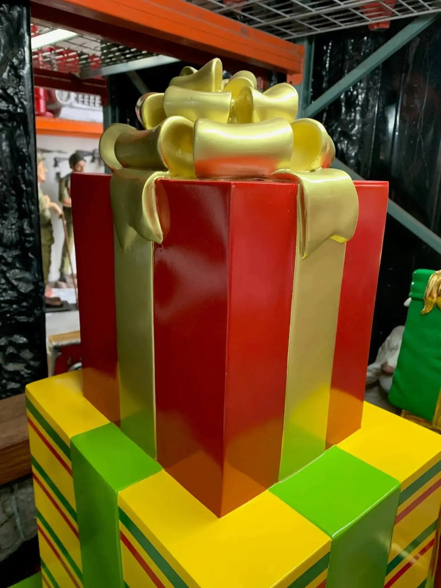 Stacked Gifts Over Sized Statue S0217-150405-H