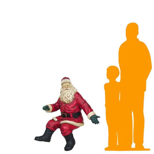 Small Sitting Santa Claus Statue