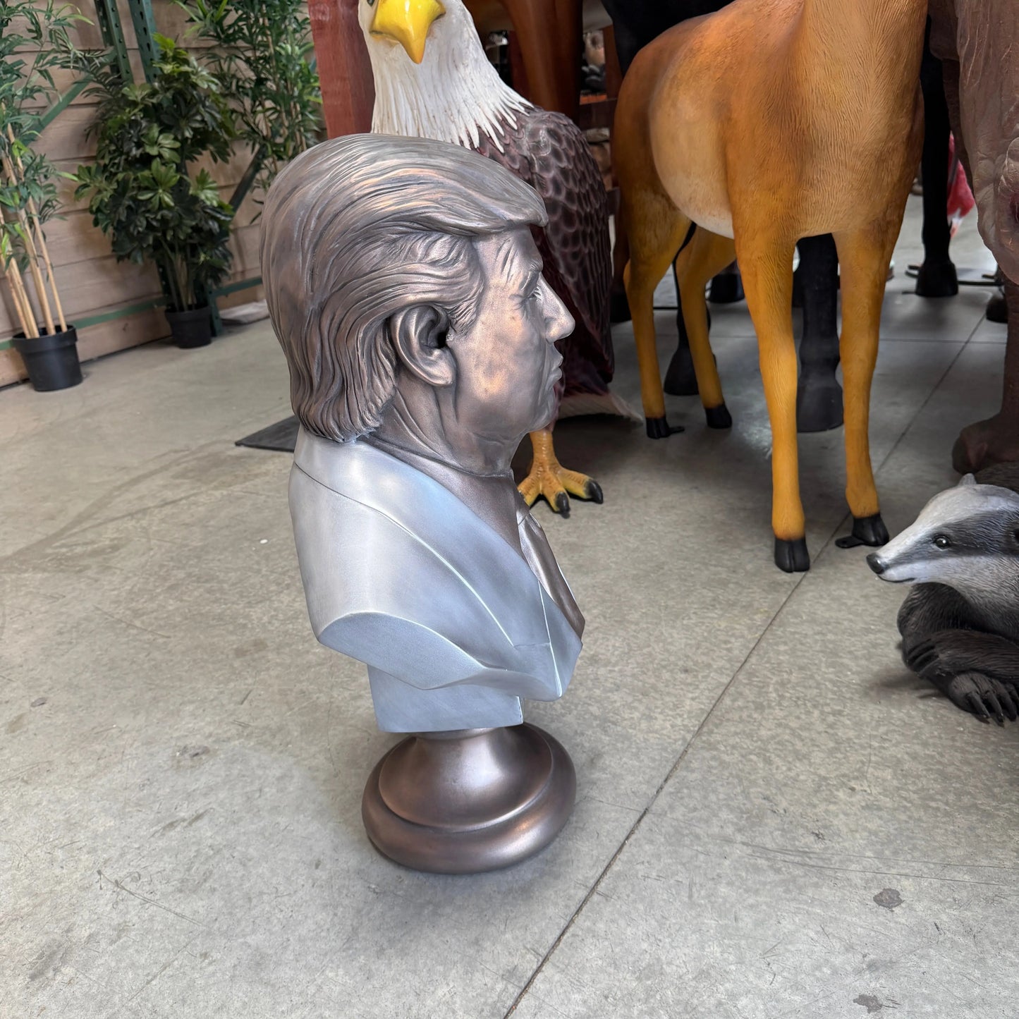 Bronze Donald Trump Bust Statue M0266-160166-H