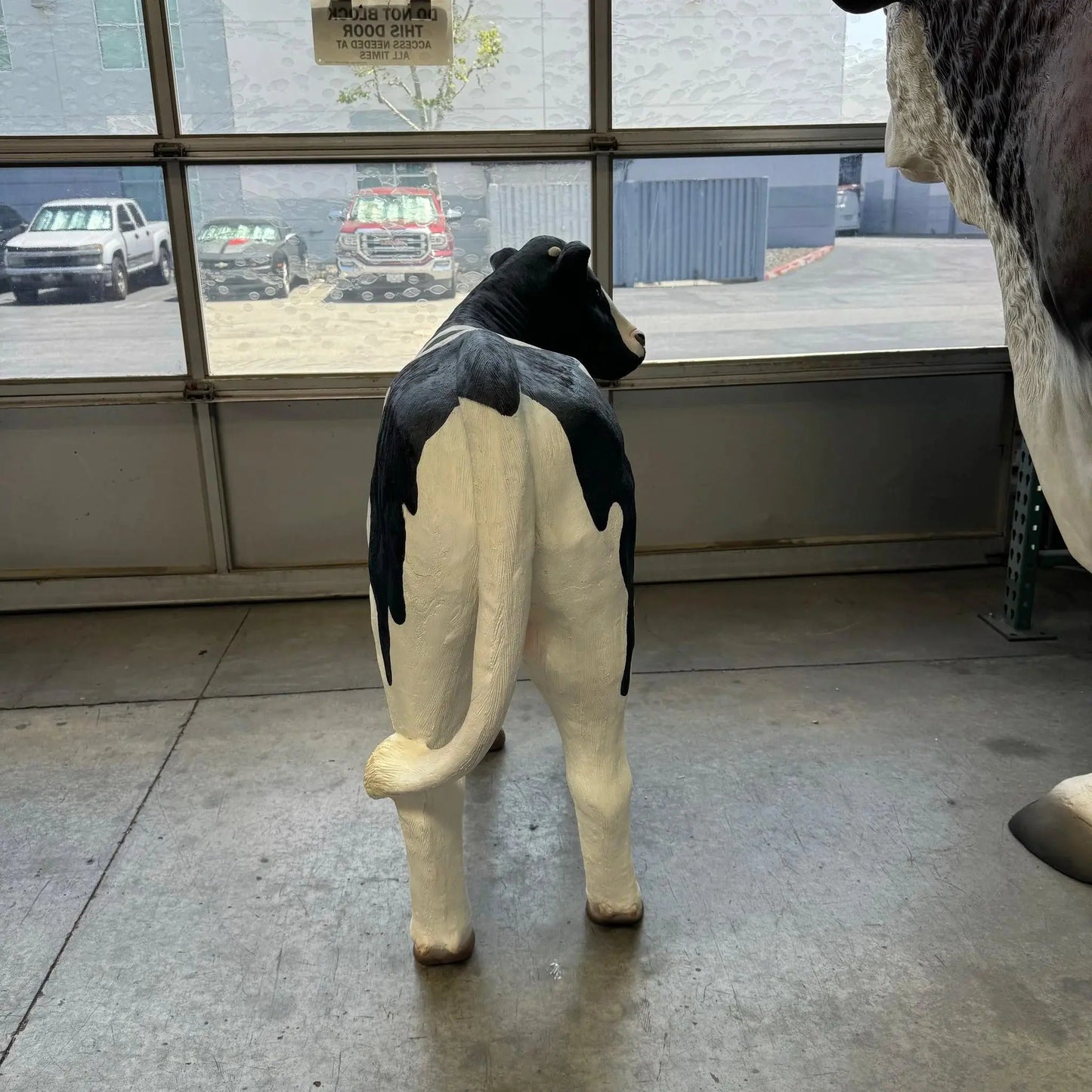 Baby Calf Statue A0817-1636-A