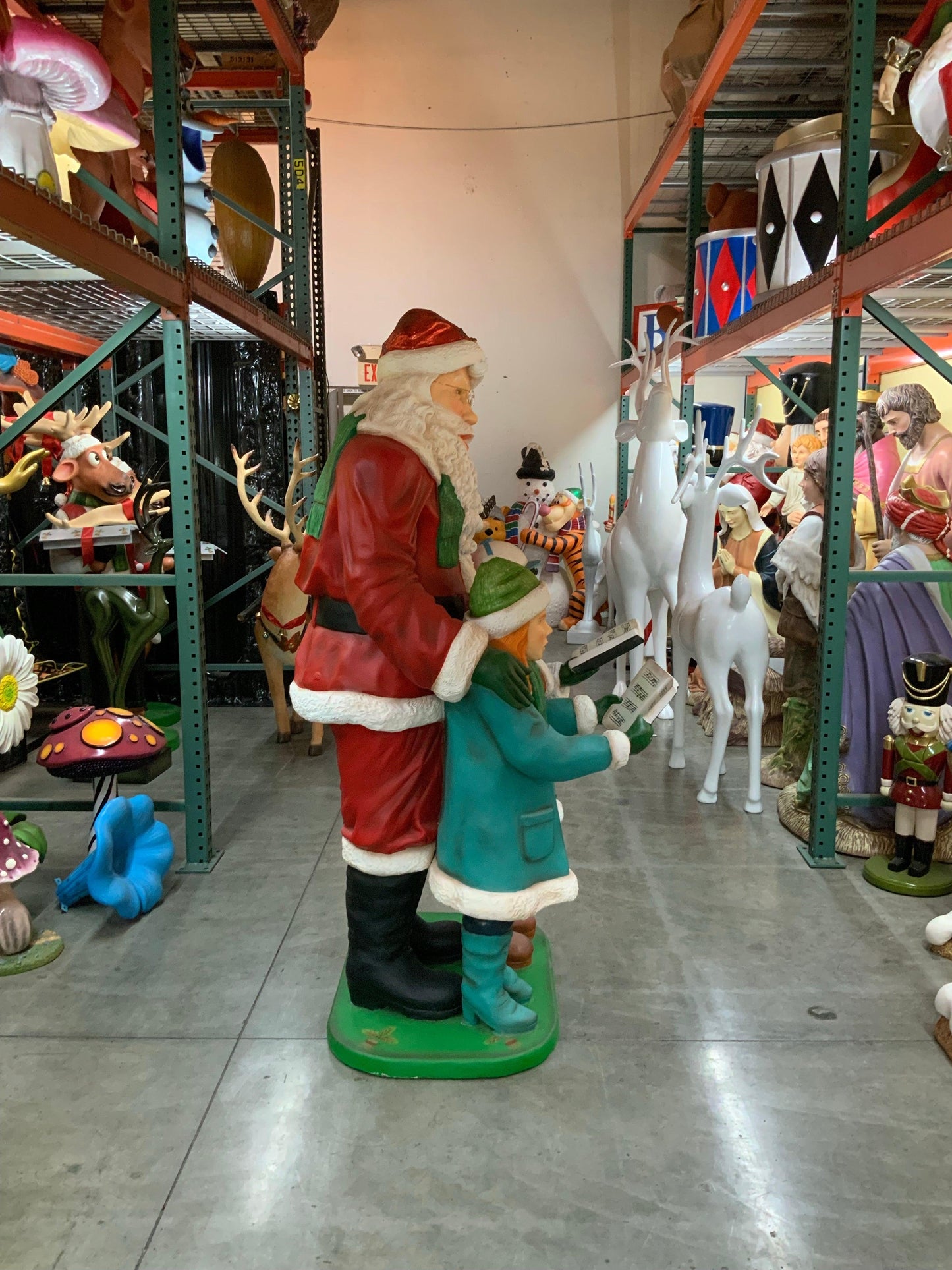 Santa Claus With Children Statue