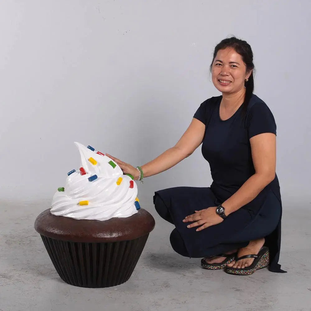 White Chocolate Cupcake Statue With Sprinkles R0317-170073-H