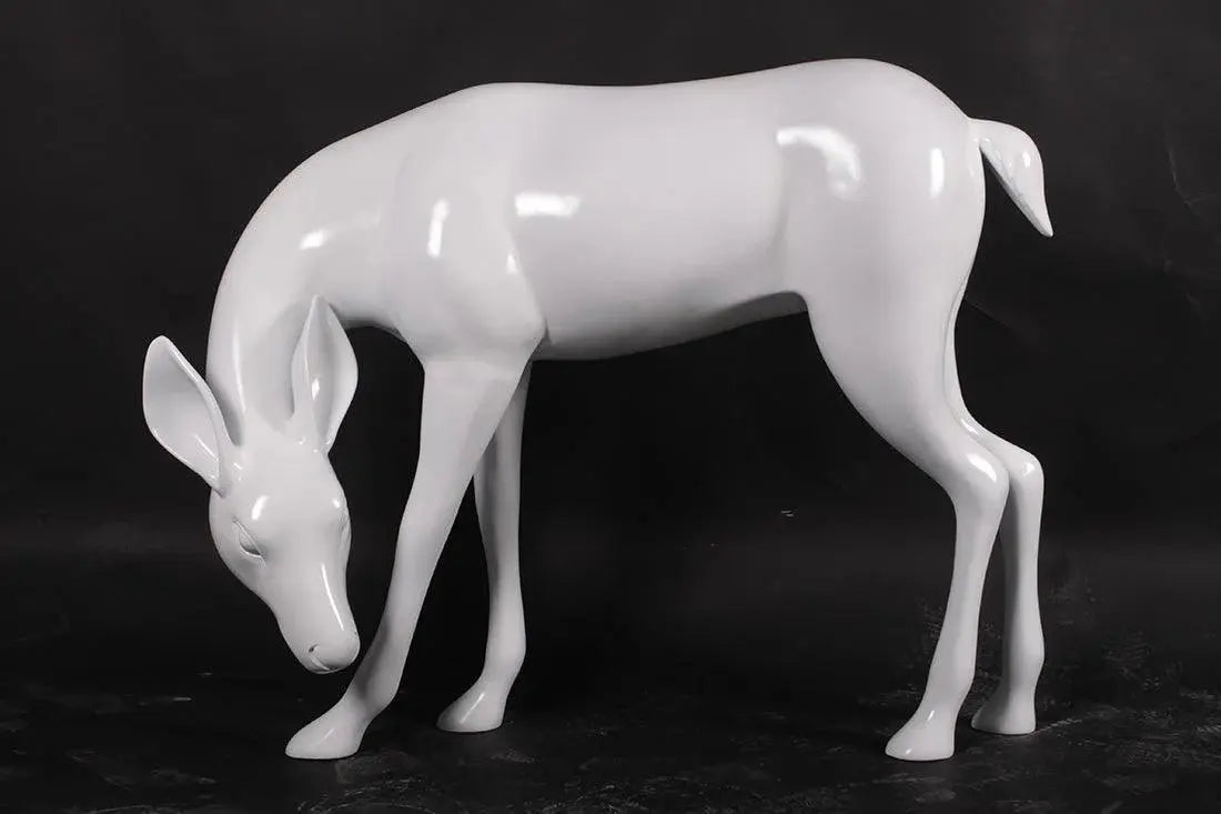 White Reindeer Head Down Statue S0123W-170091W-H
