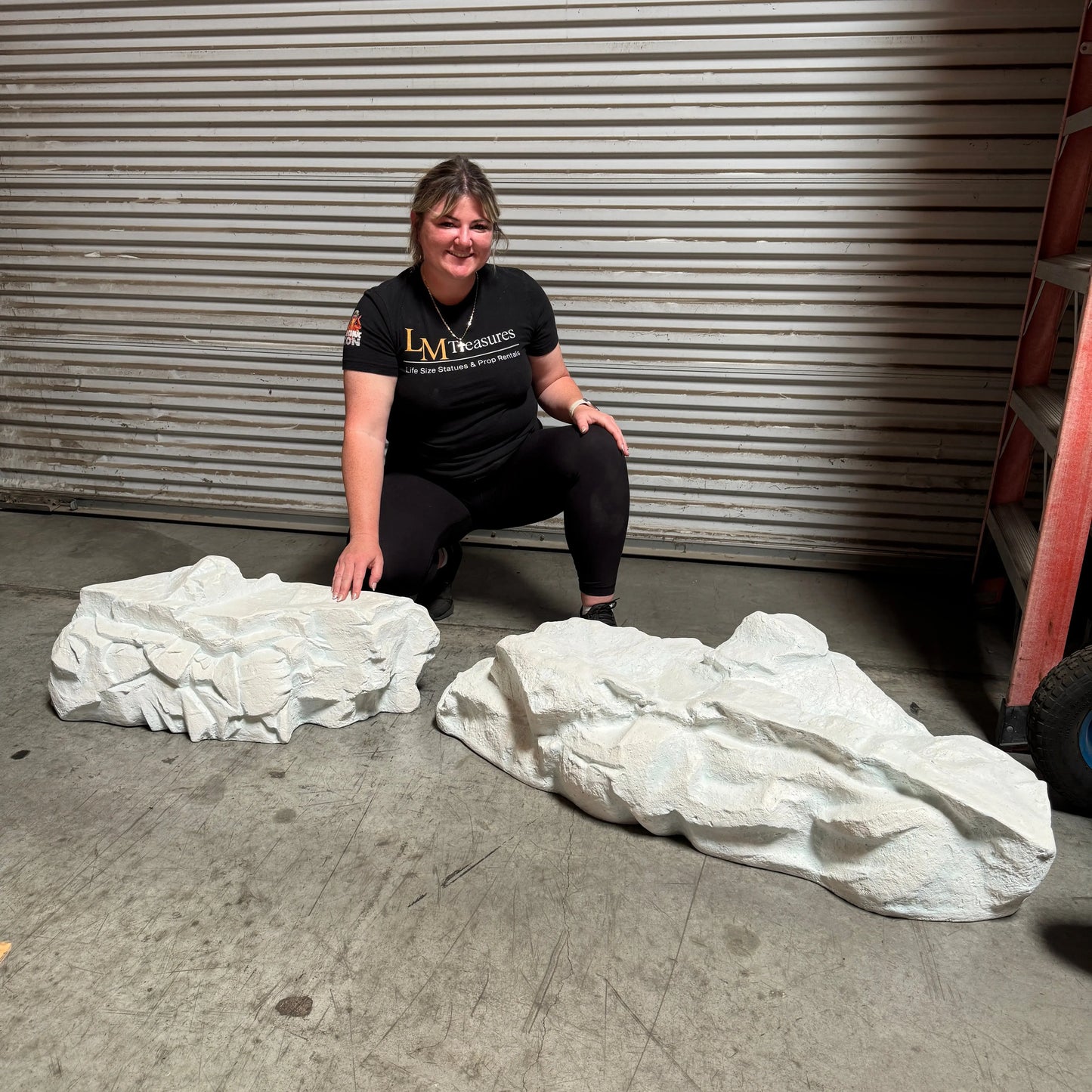 Small White Siji Rock Statue M0202WS-170117-H