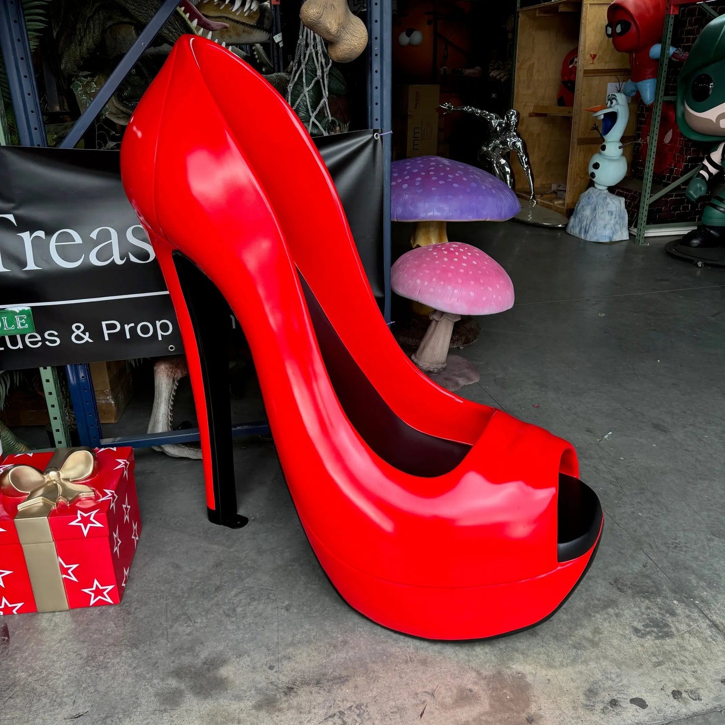 Red Stiletto High Heel Shoe Over Sized Statue M0159-170231-H