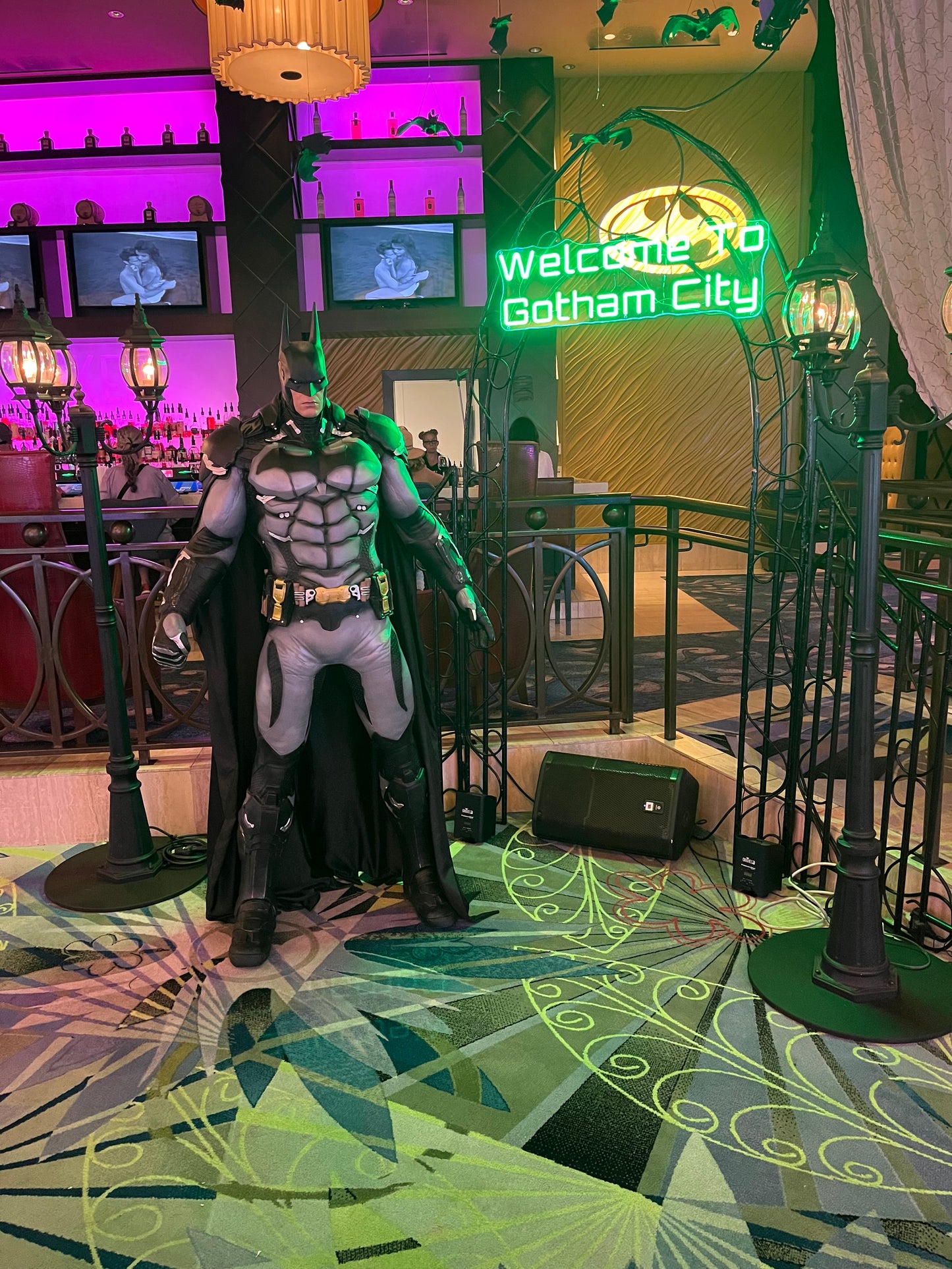 Super Hero Batman Life Size Statue