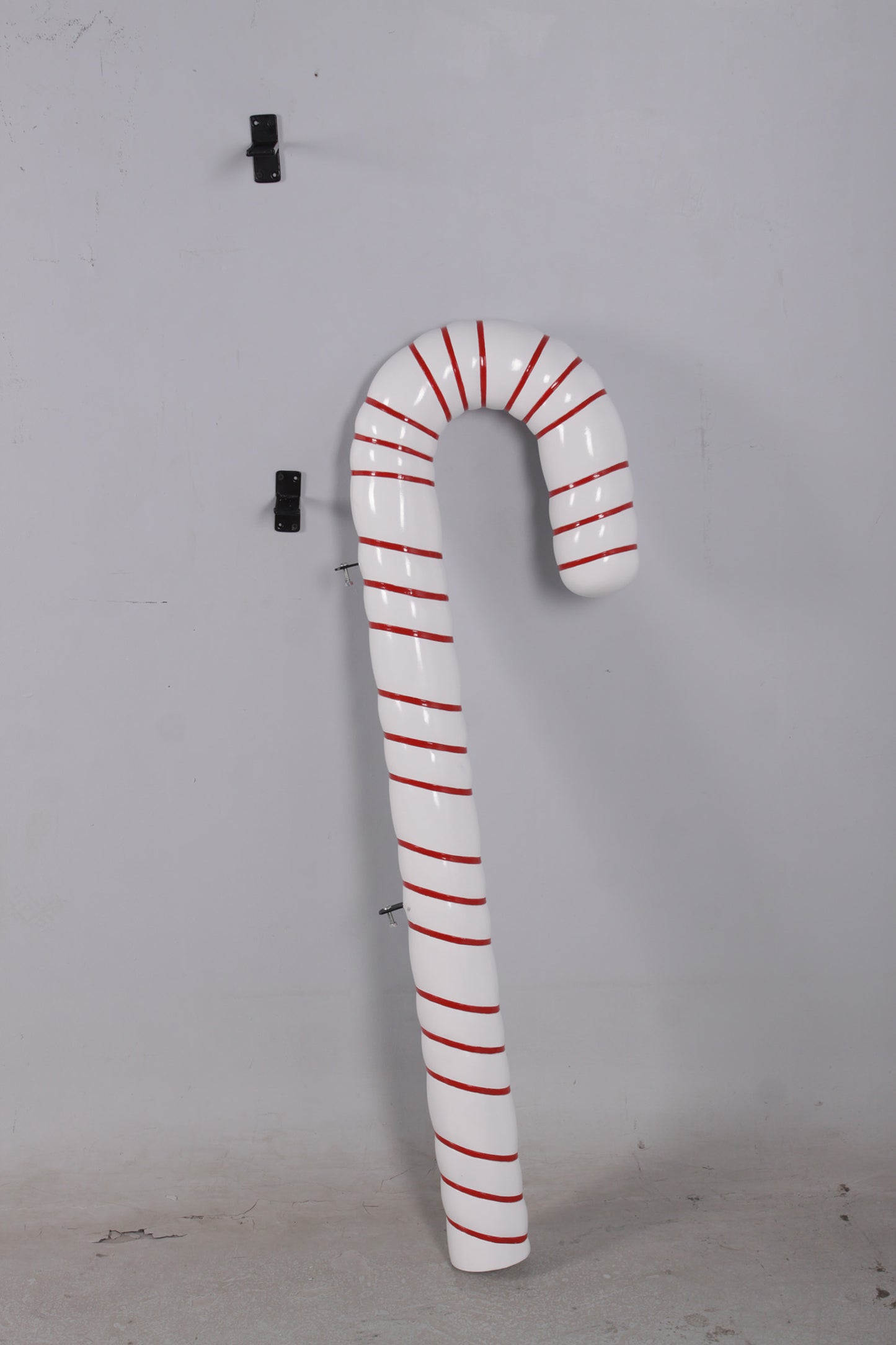 Hanging White Cushion Candy Cane Statue