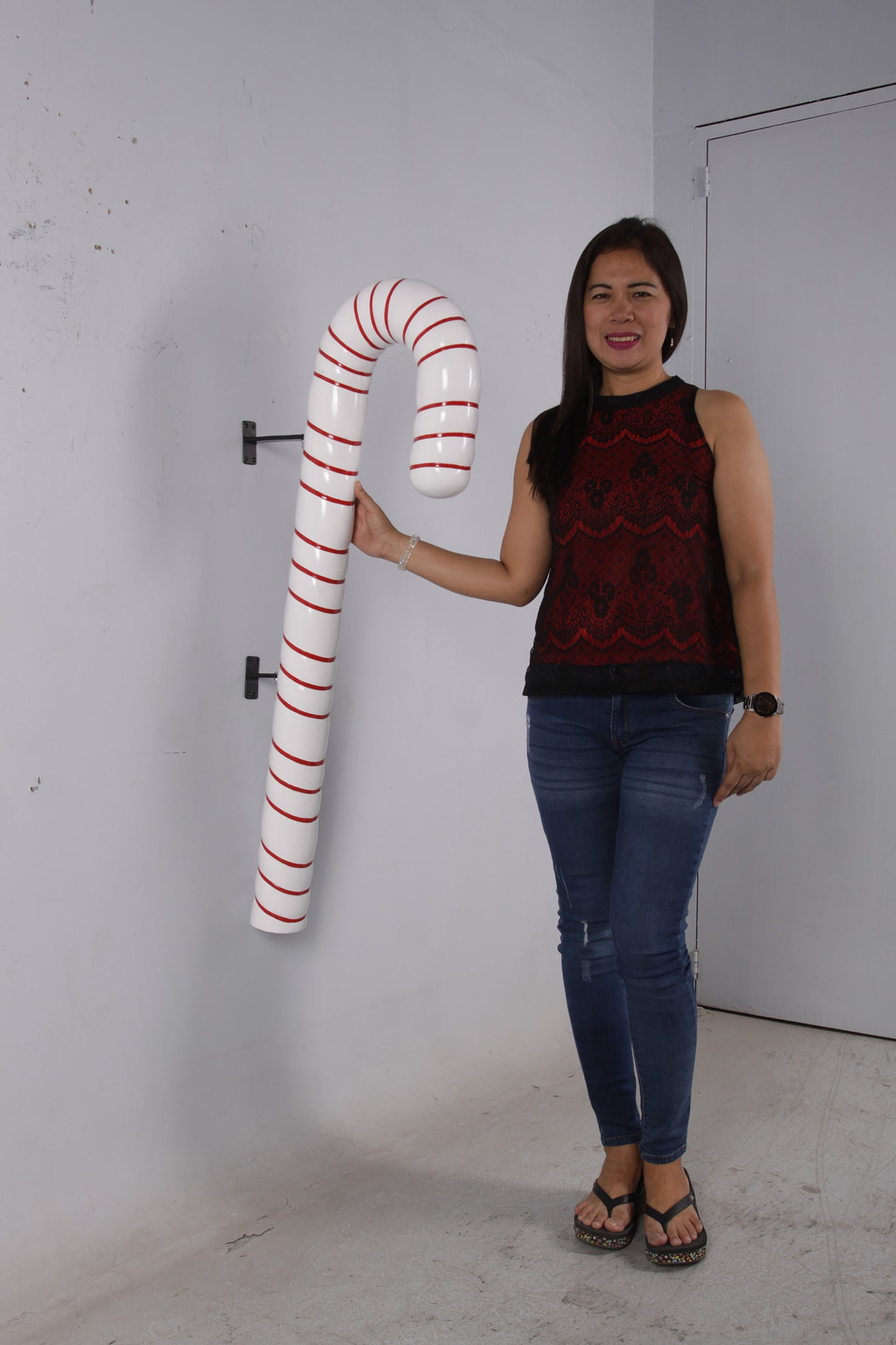 Hanging White Cushion Candy Cane Statue