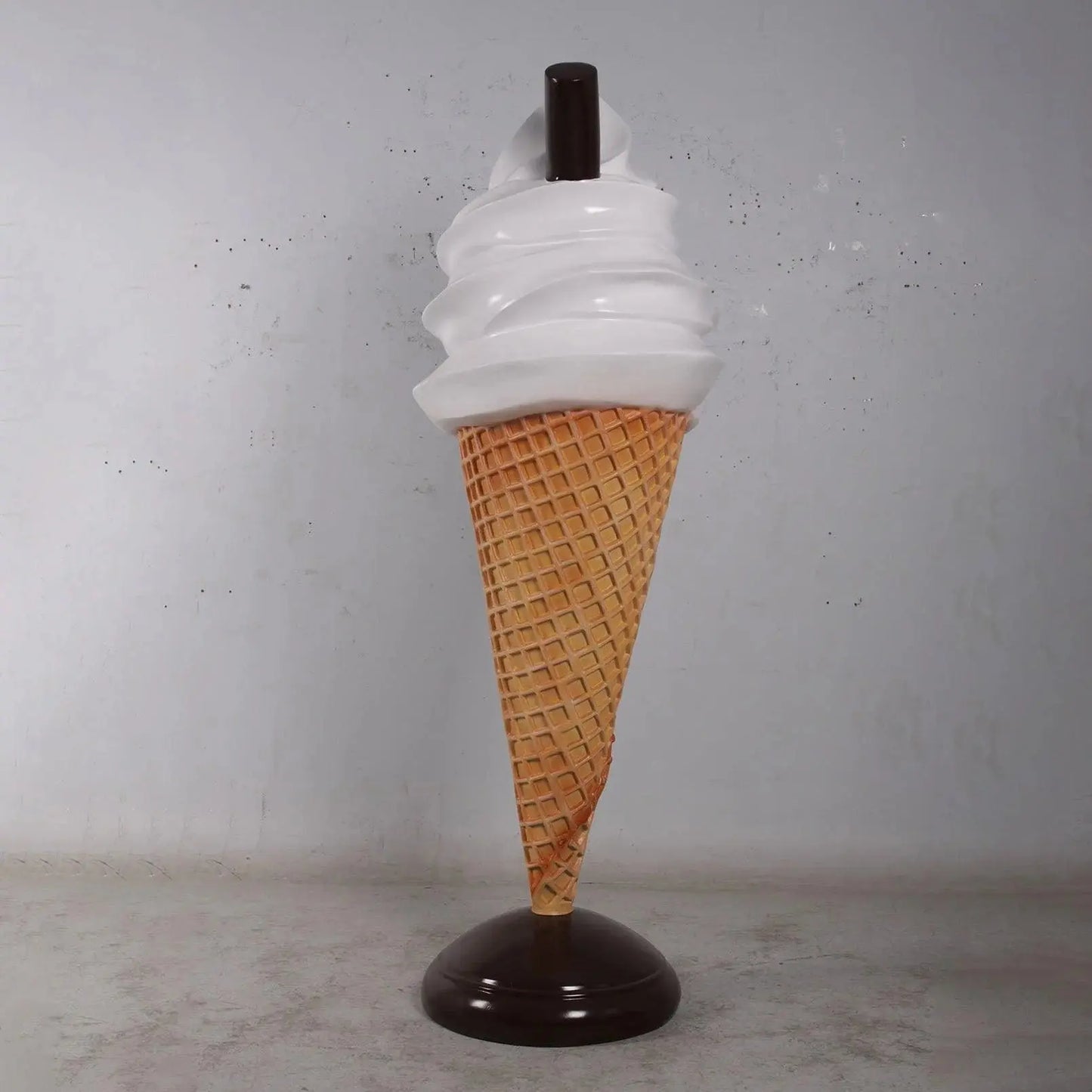Large Vanilla Soft Serve Ice Cream Statue R0325-180053-H