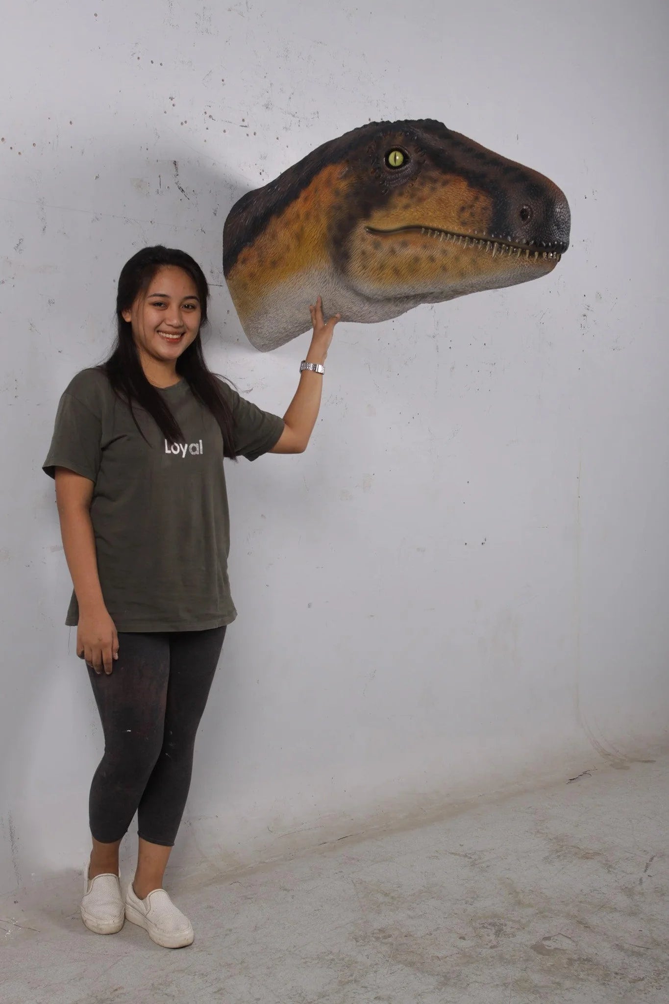 Theropod Dinosaur Head Statue