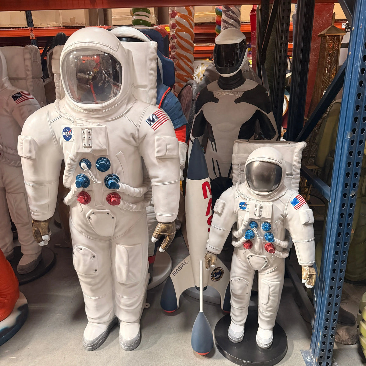 Astronaut Small Statue LS292S-180225-H