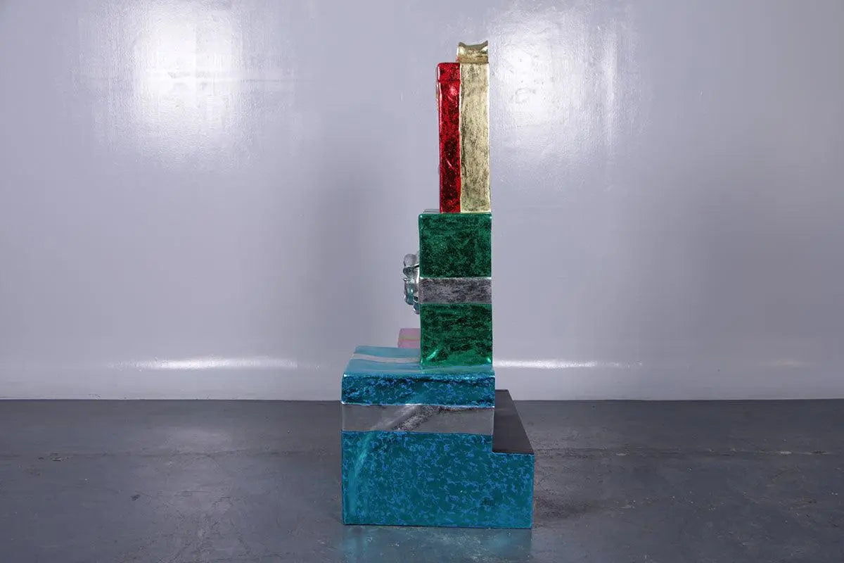 Gift Stack Photo Op Life Size Statue S0153-190147-H