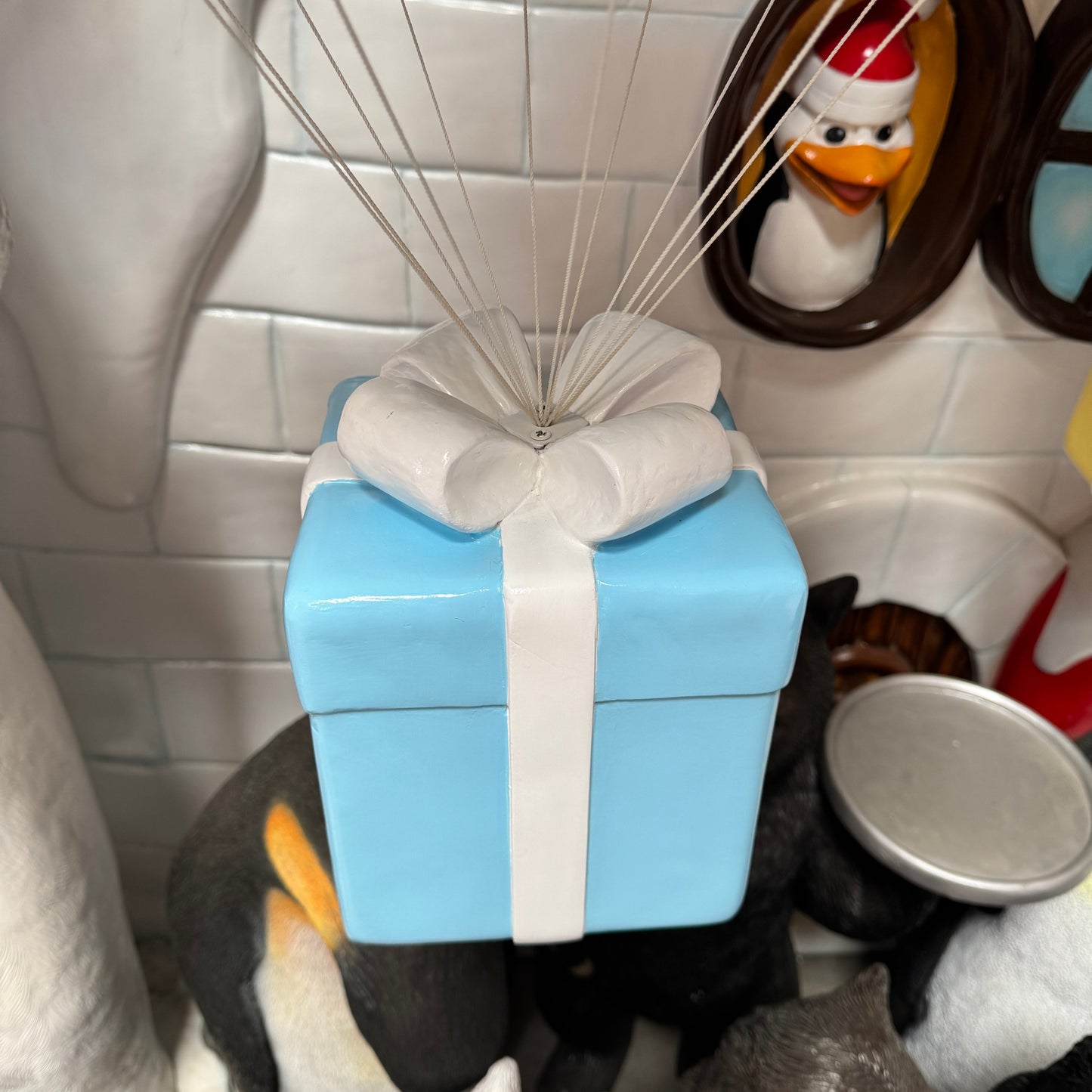 Blue Hanging Parachute Gift Statue S0214B-210168-H