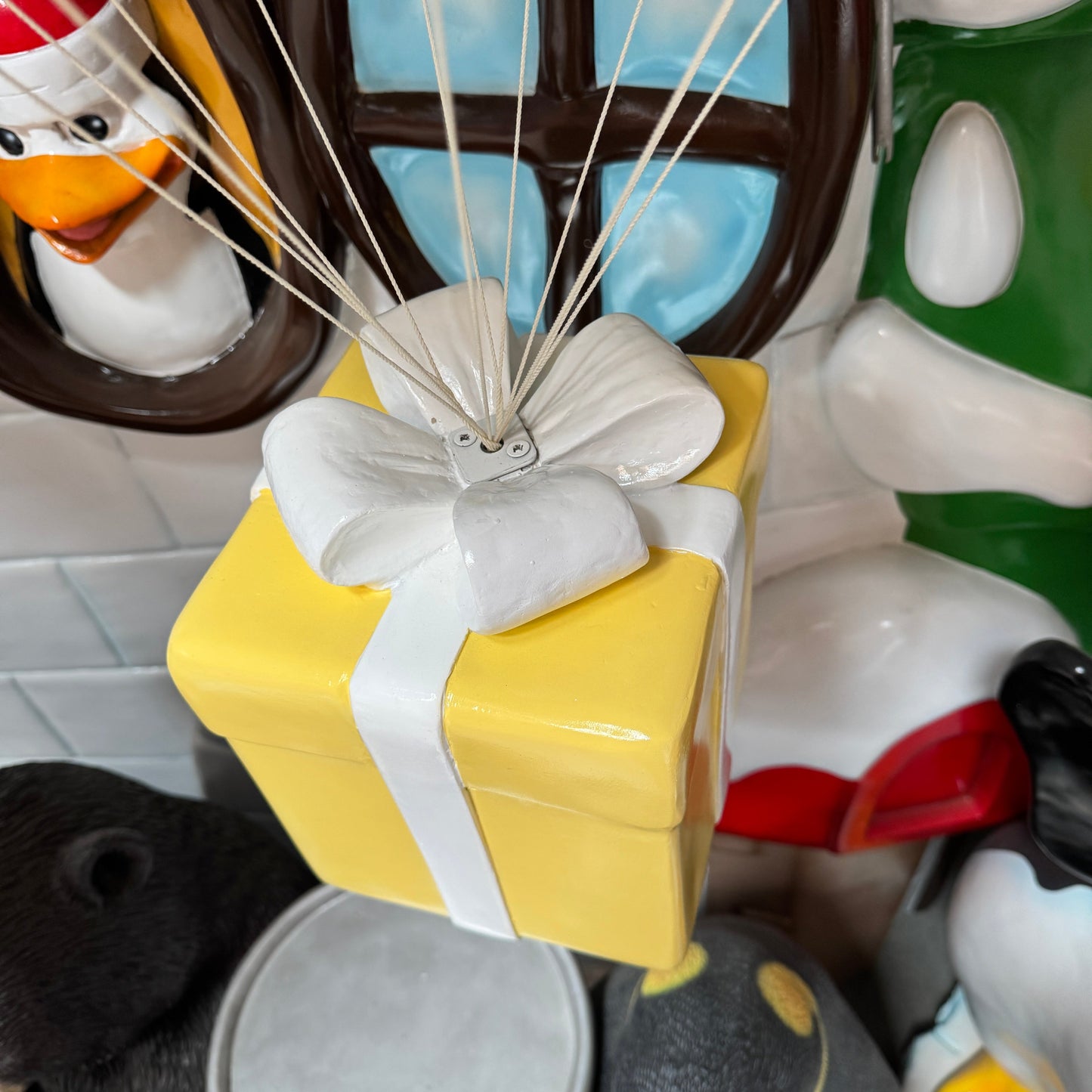 Yellow Hanging Parachute Gift Statue S0214Y-210168-H