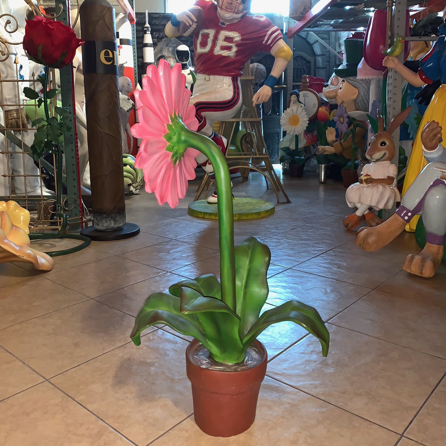 Small Pink Daisy Flower Statue