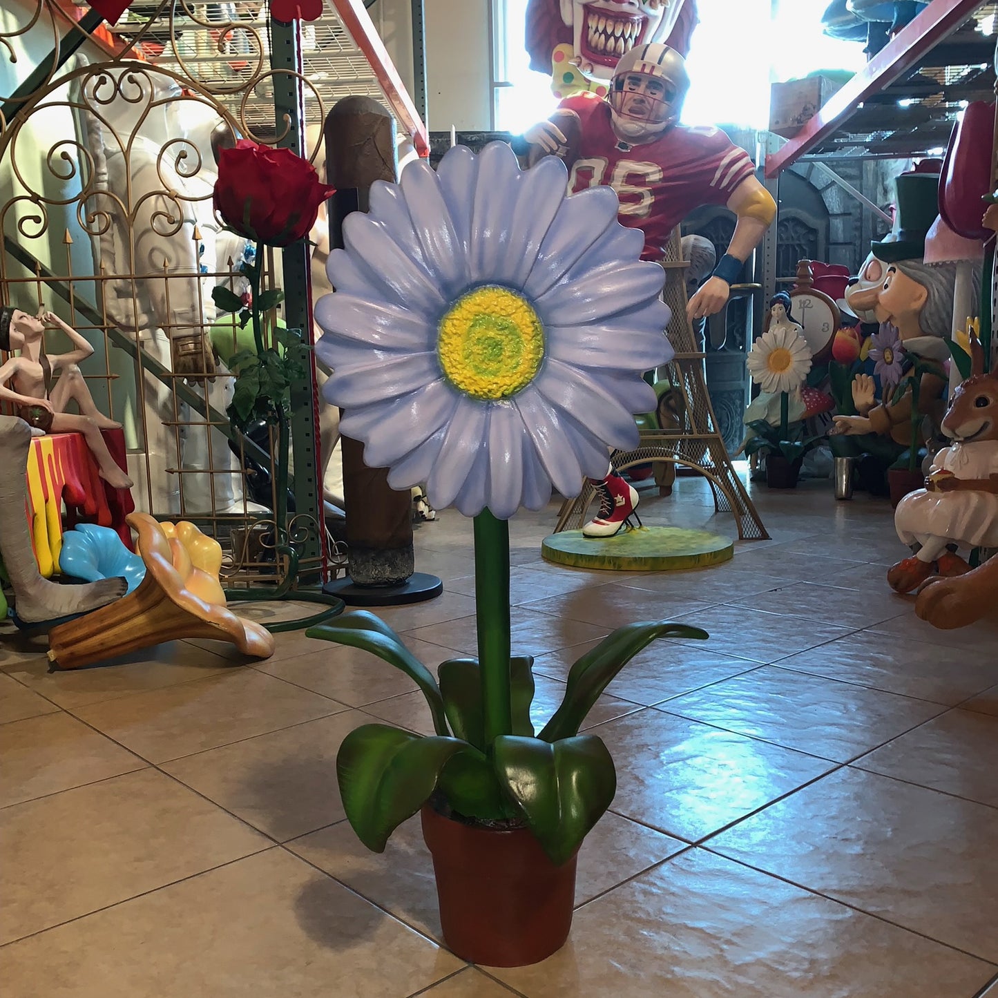 Small Purple Daisy Flower Statue