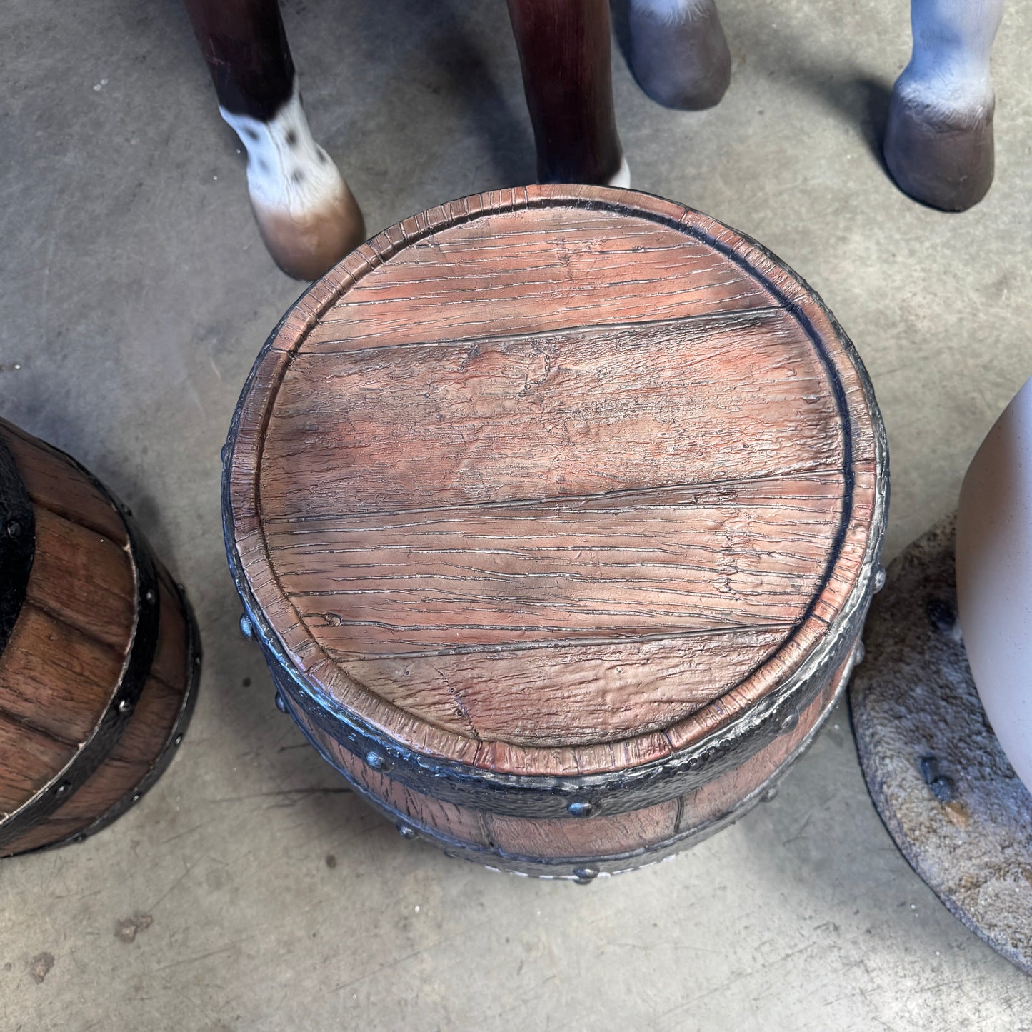 Medium Gunpowder Barrel Statue F0229M-230068-H