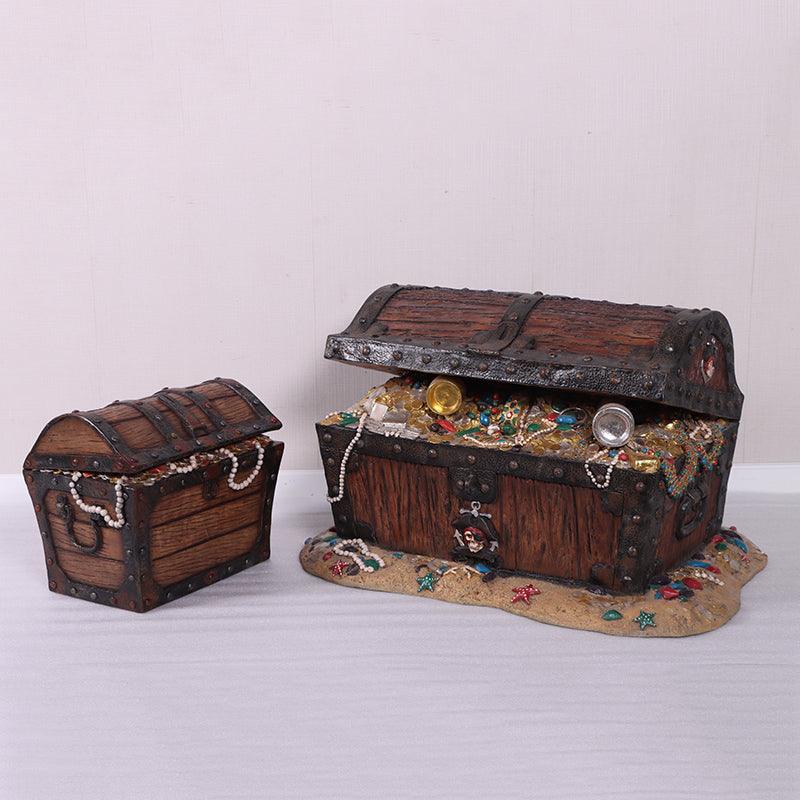 Treasure Chest Pirate's Coffer Statue