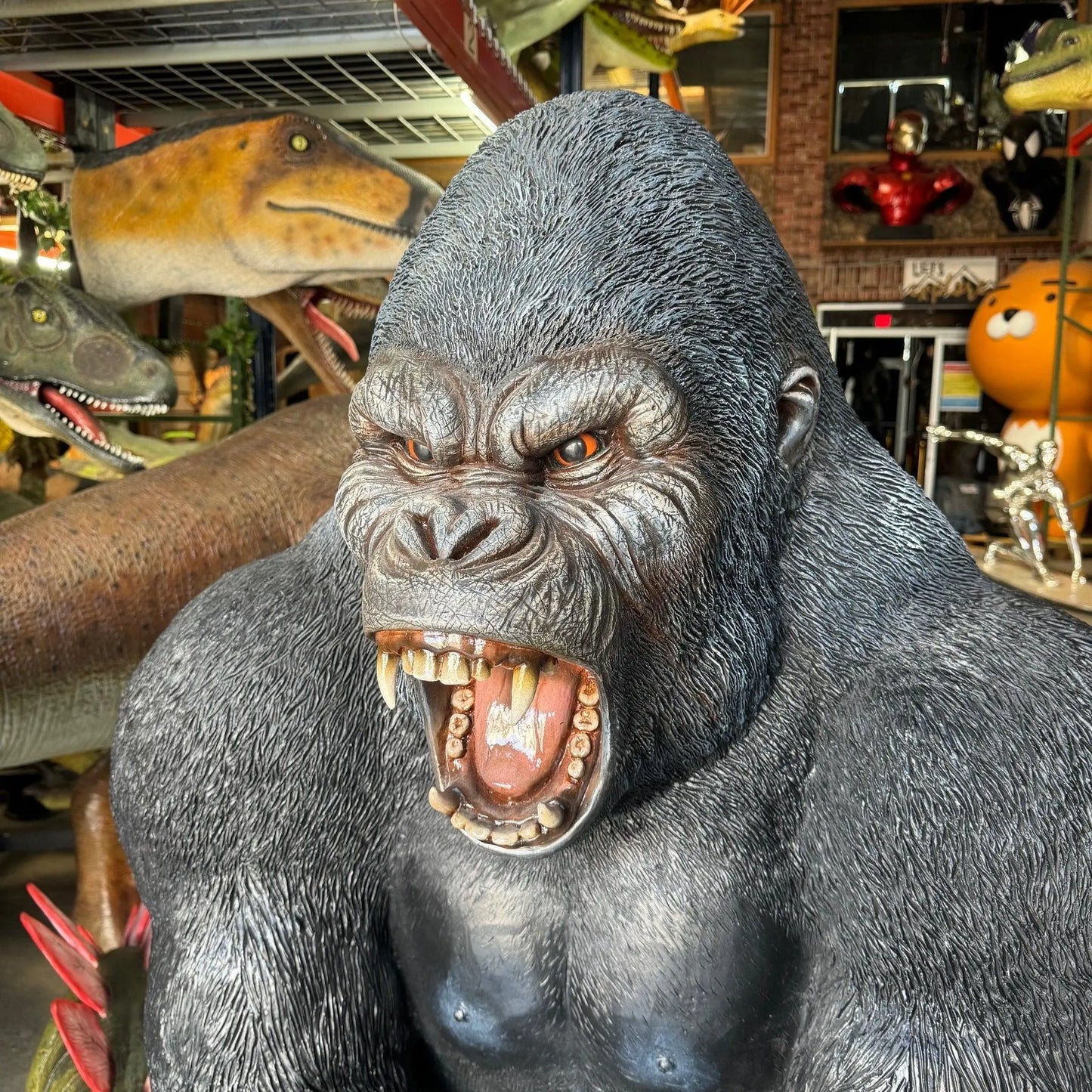 Gorilla King Statue A0020-240118-H