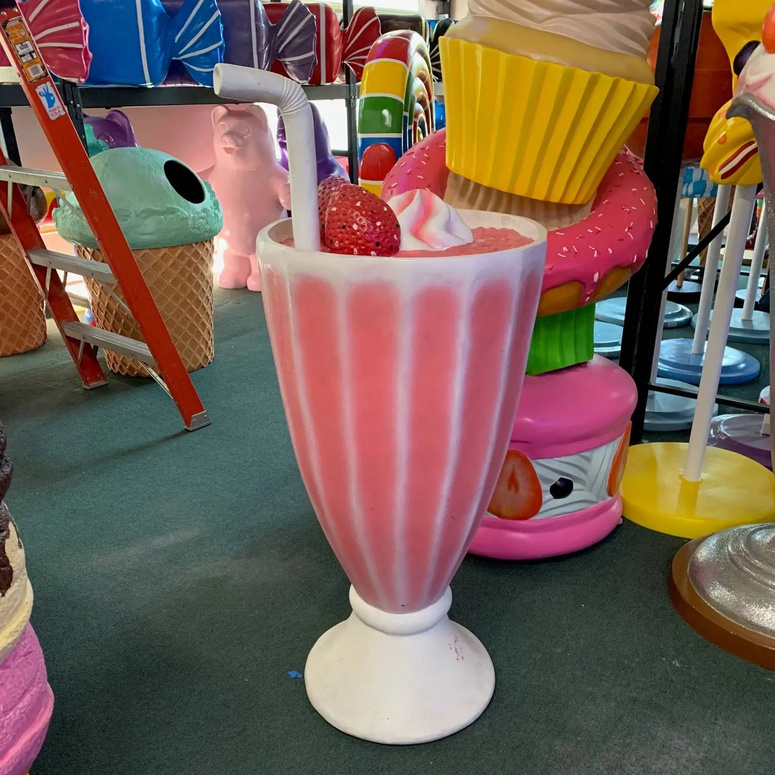 Ice Cream Milkshake Statue R0206-2472-A