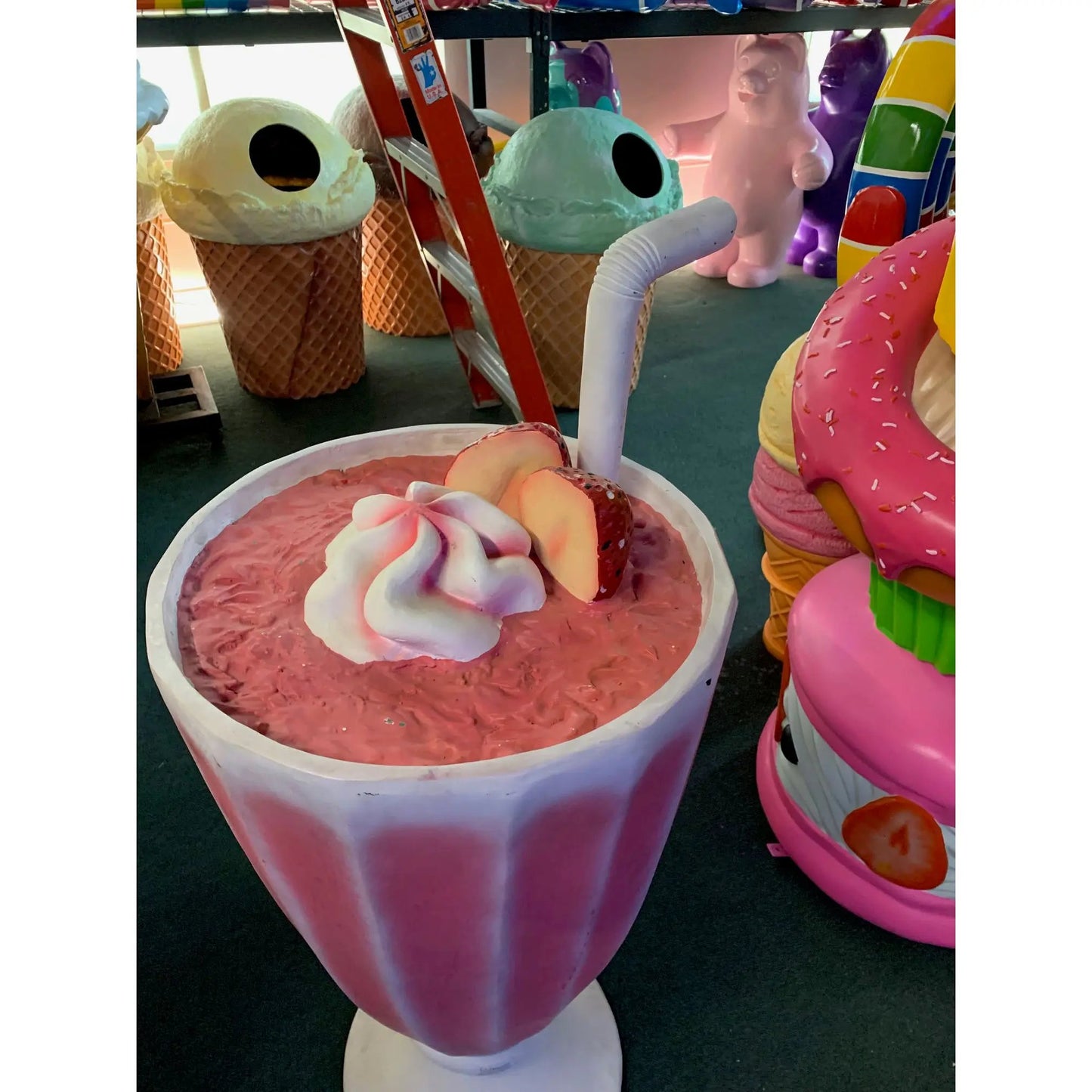 Ice Cream Milkshake Statue R0206-2472-A
