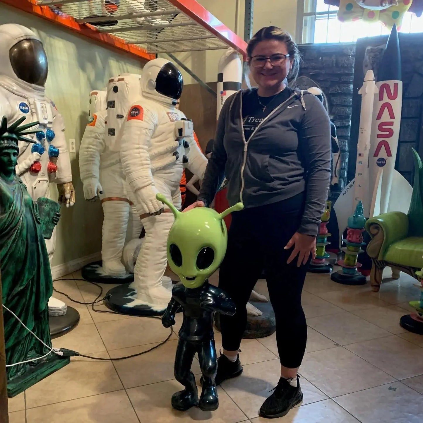 Dancing Alien Life Size Statue LS252-2500-T