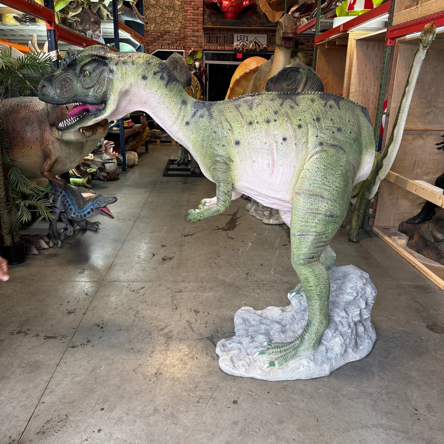 Allosaurus Dinosaur Life Size Statue A0214-100053-H