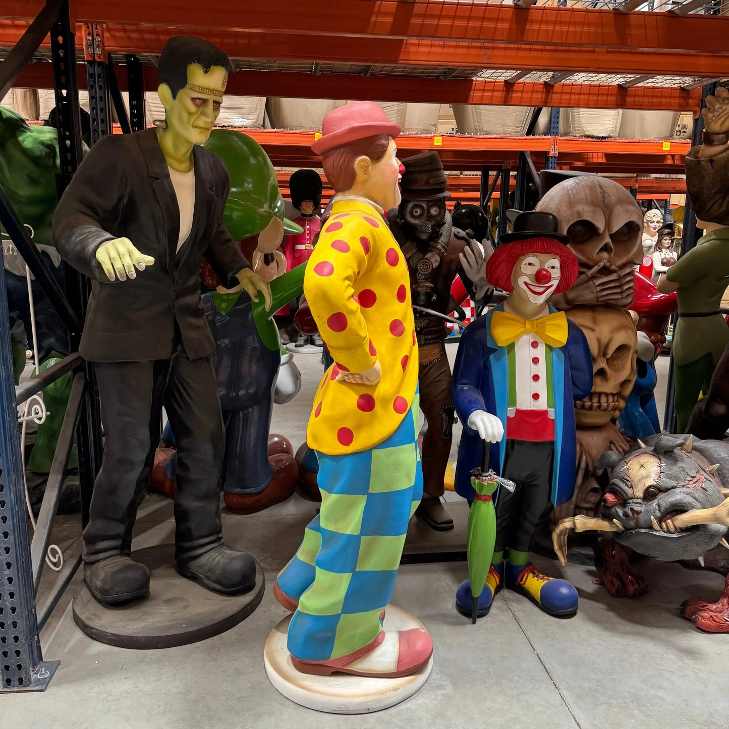 Clown Statue LS166-3156-A
