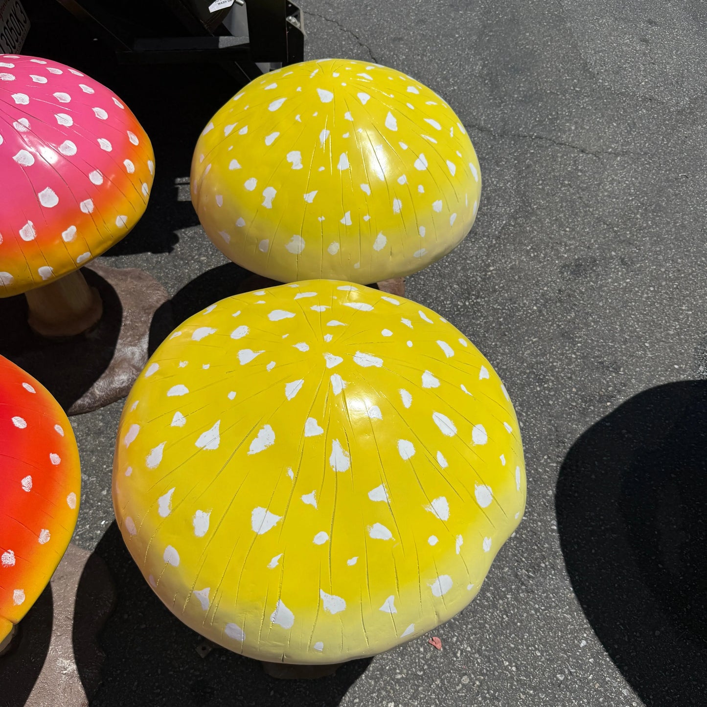 Medium Yellow Mushroom Statue M0165Y-2101-T