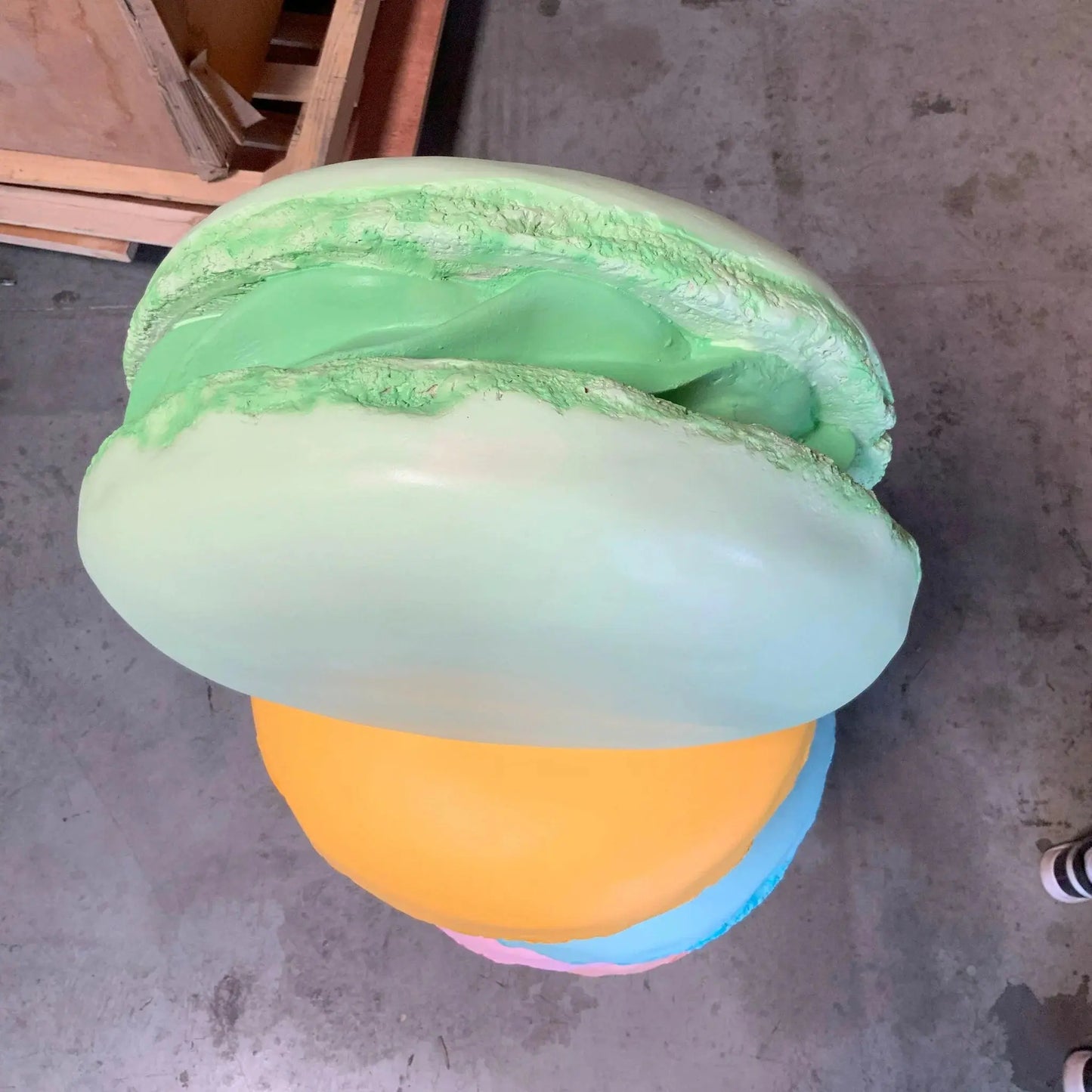 Medium Stacked Macaroons Statue R0377-3602-A
