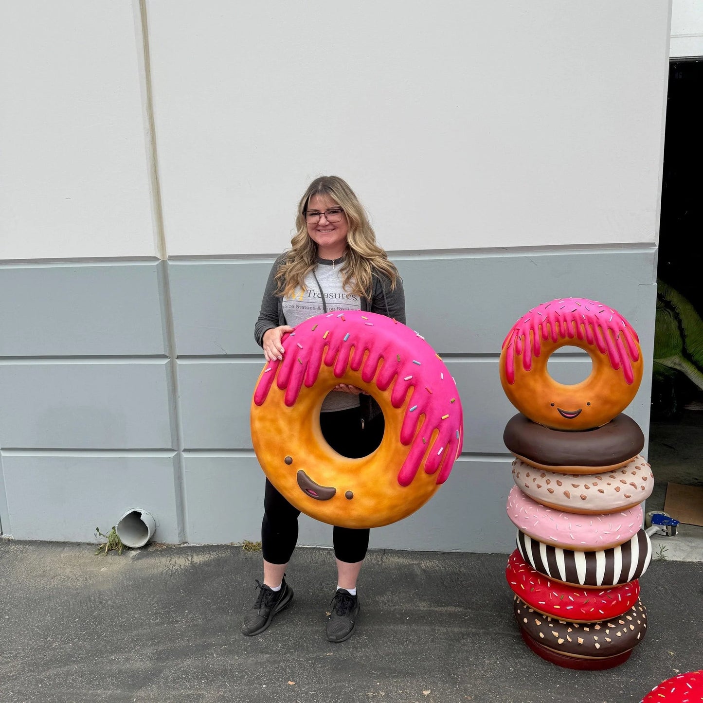 Large Smiley Donut Statue