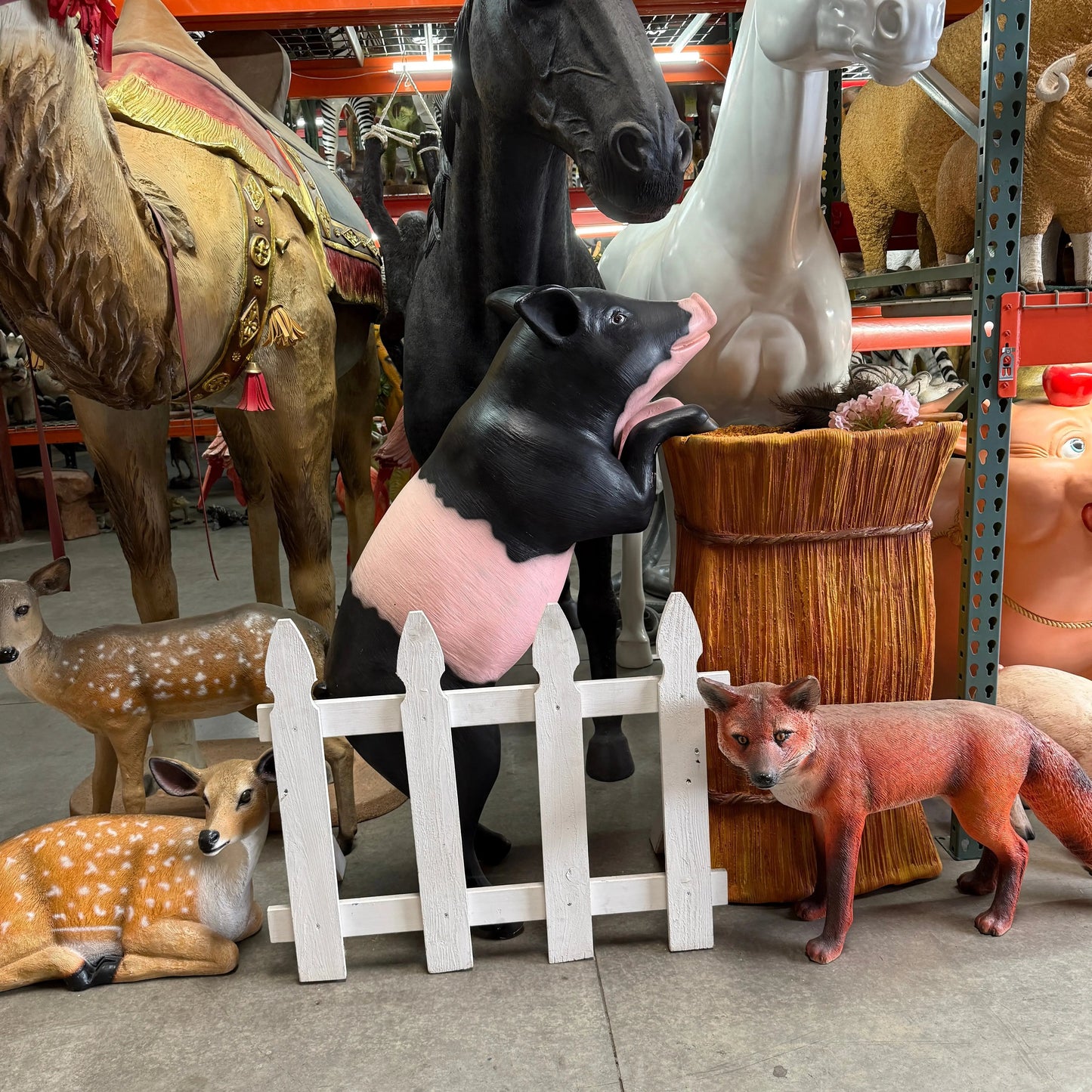 Curious Black And Pink Pig Statue A0328-020608-H